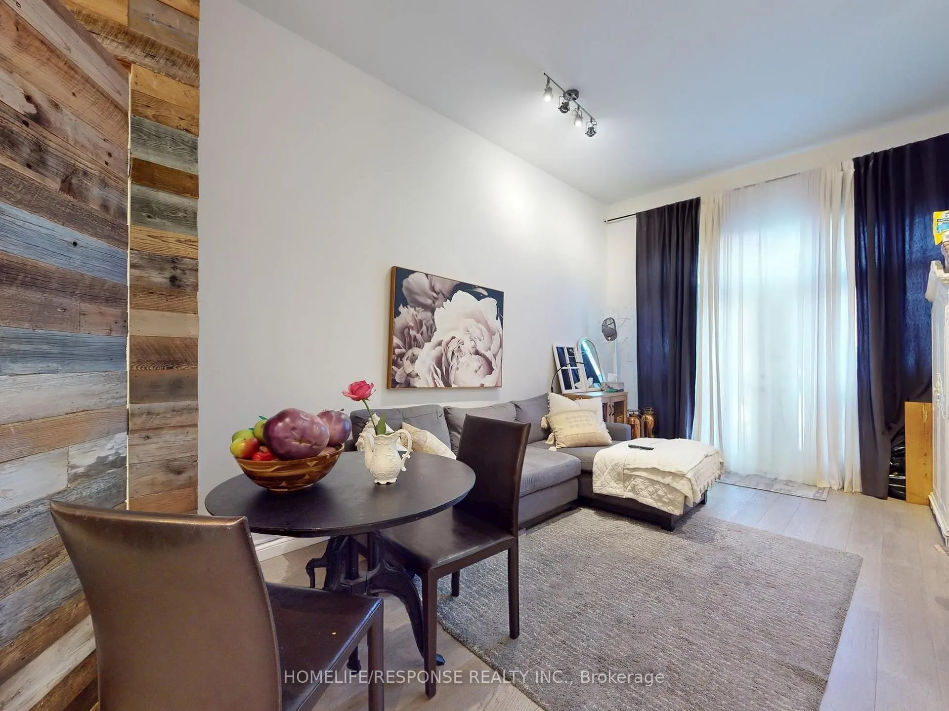 Photo 4 of 1095 Dundas Street E, Toronto, South Riverdale — HOMEH