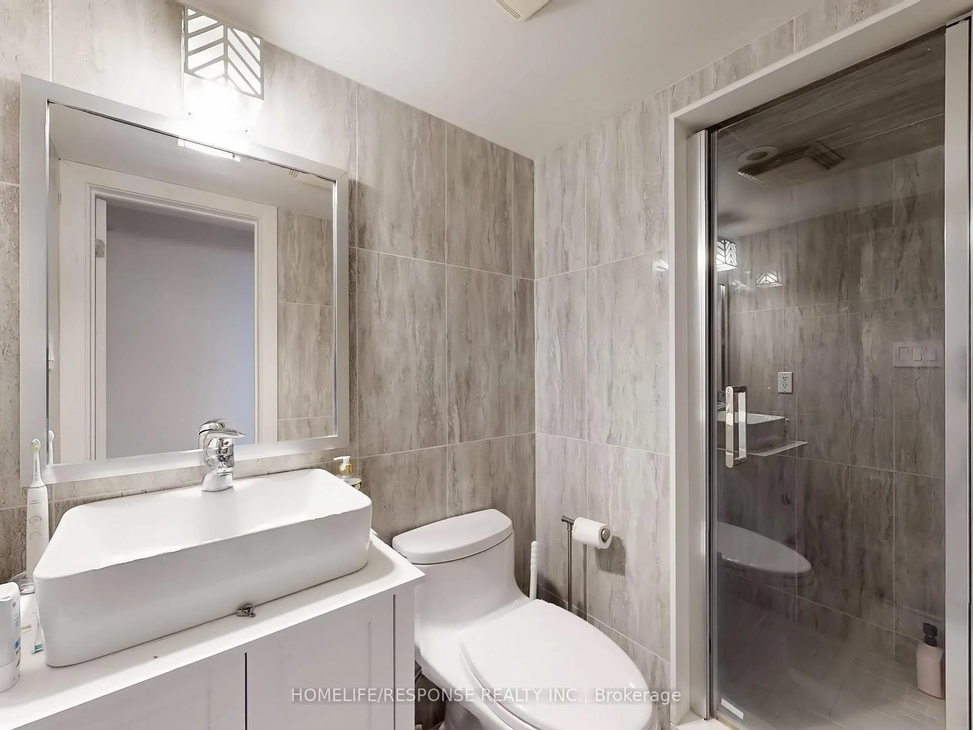 Photo 15 of 1095 Dundas Street E, Toronto, South Riverdale — HOMEH