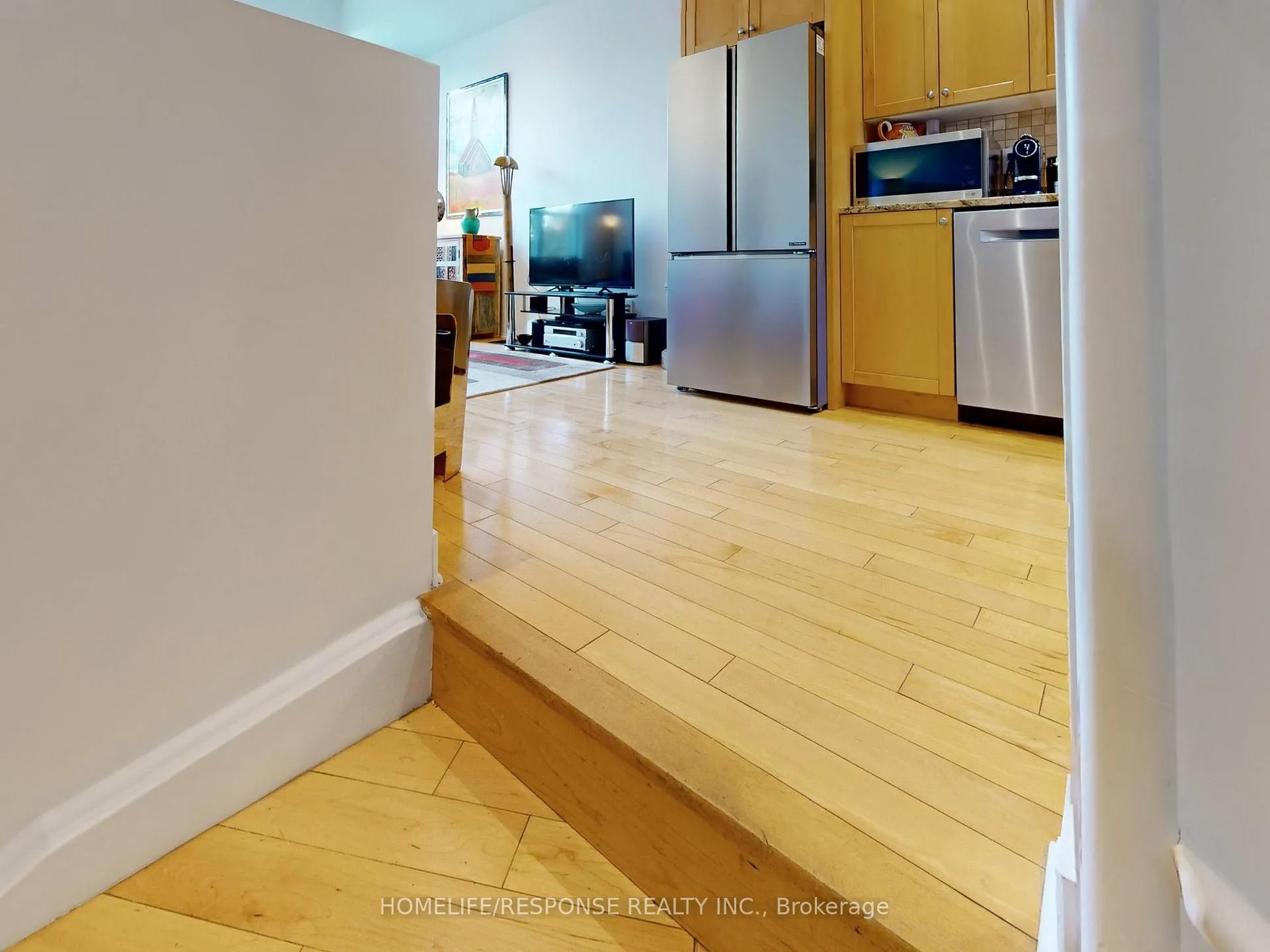 Photo 17 of 1095 Dundas Street E, Toronto, South Riverdale — HOMEH