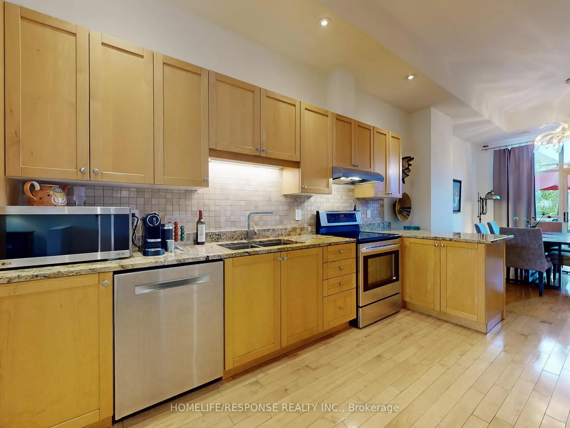 Photo 20 of 1095 Dundas Street E, Toronto, South Riverdale — HOMEH