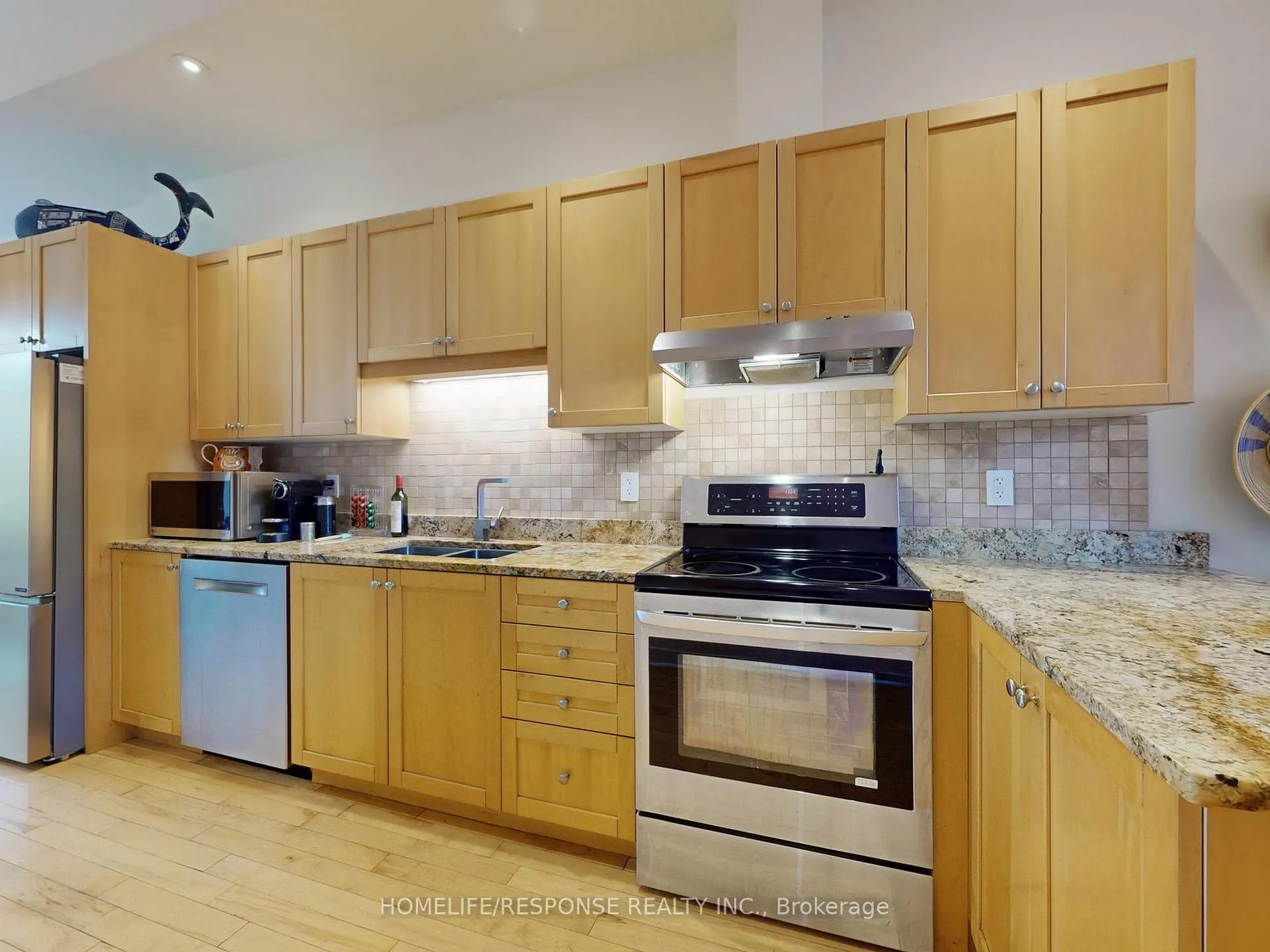 Photo 21 of 1095 Dundas Street E, Toronto, South Riverdale — HOMEH