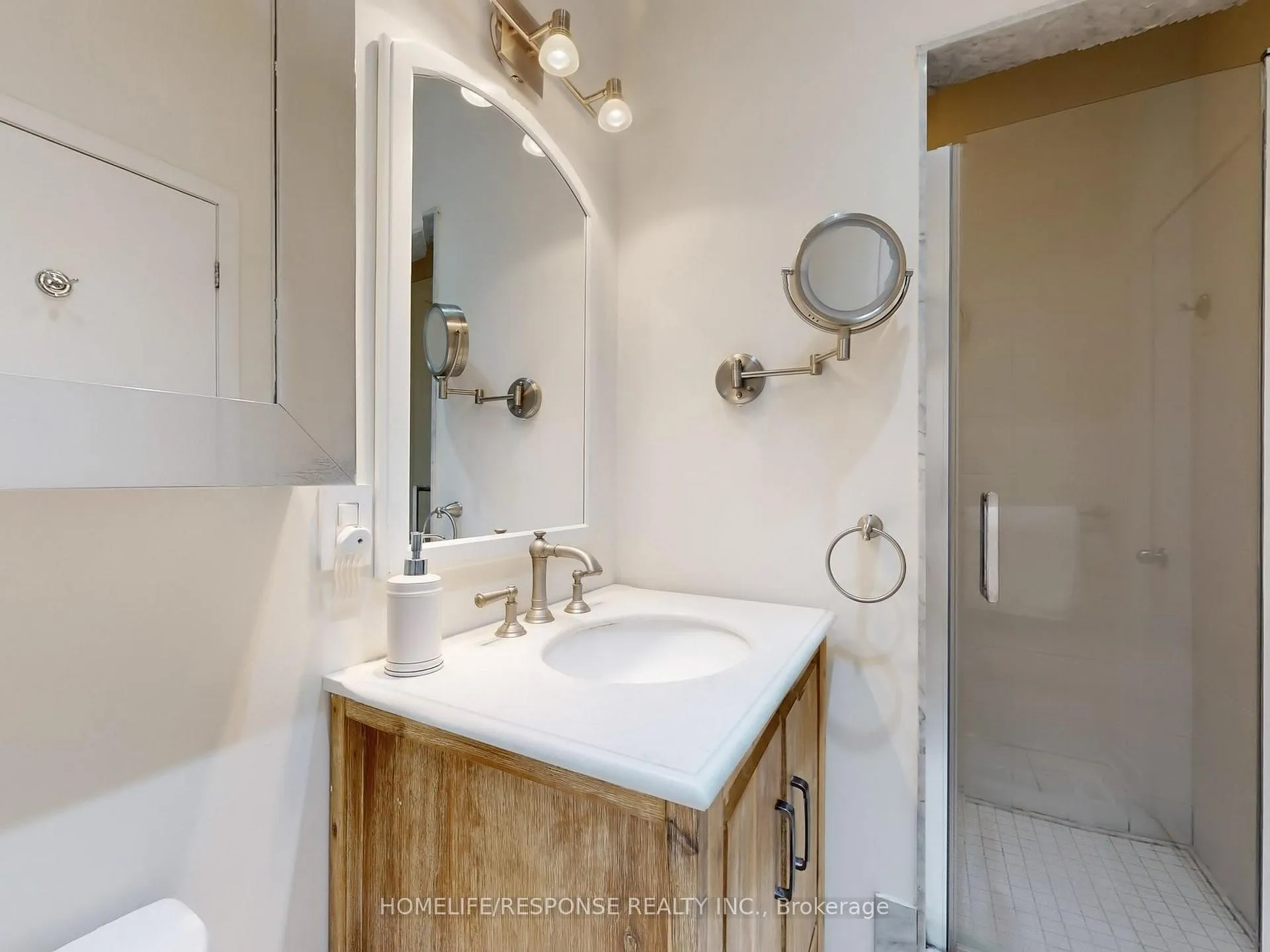 Photo 34 of 1095 Dundas Street E, Toronto, South Riverdale — HOMEH