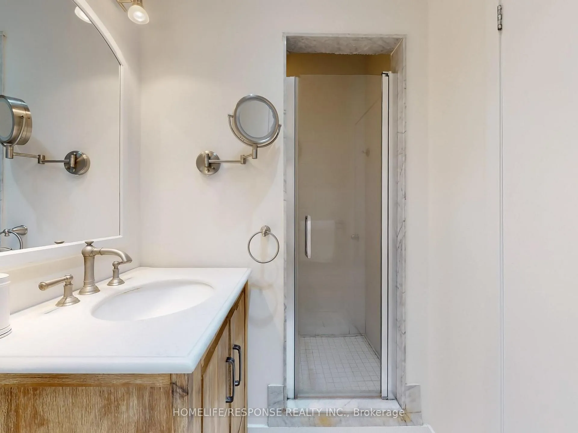 Photo 35 of 1095 Dundas Street E, Toronto, South Riverdale — HOMEH
