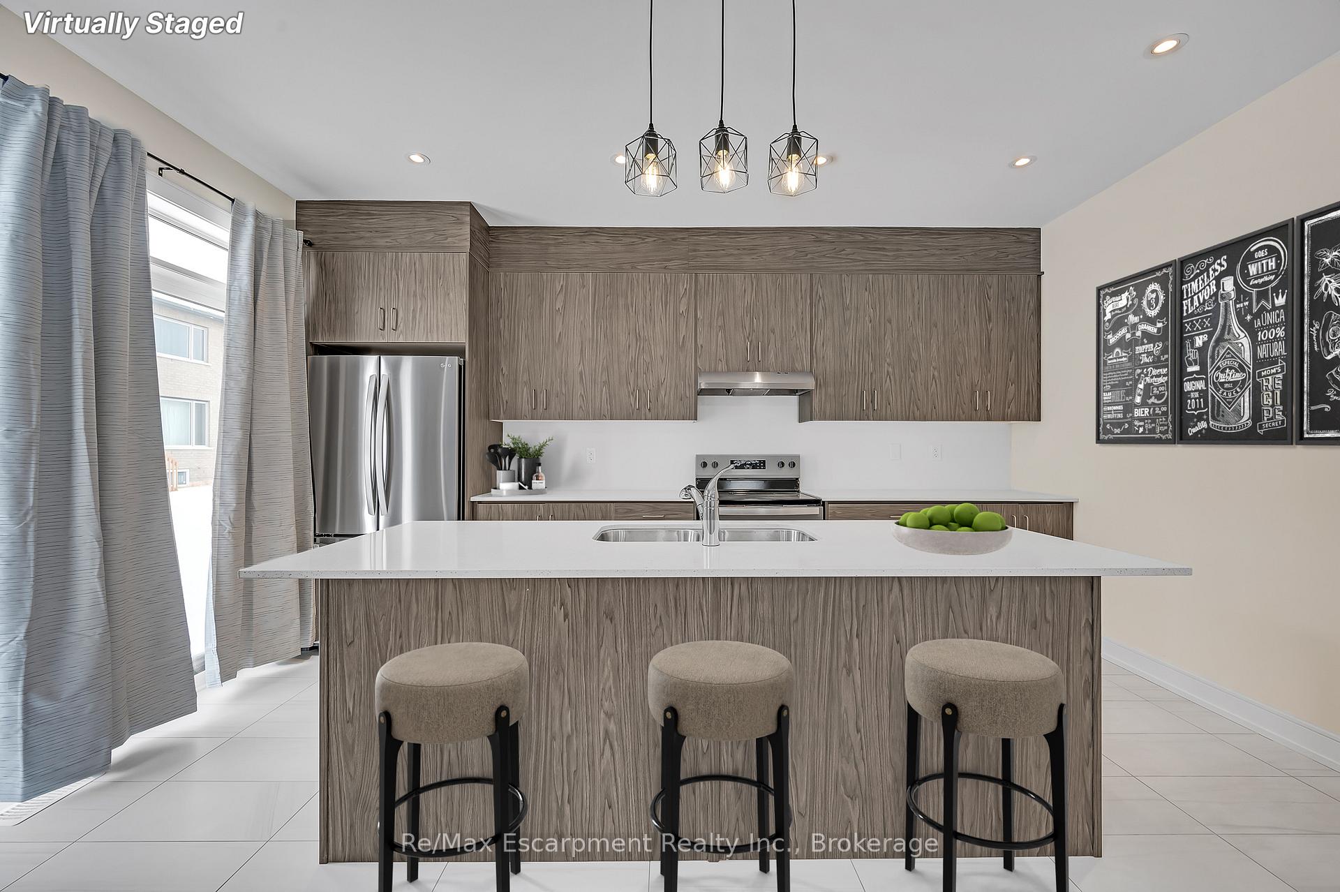 Photo 4 of 125 Henshaw Drive, Erin — HOMEH