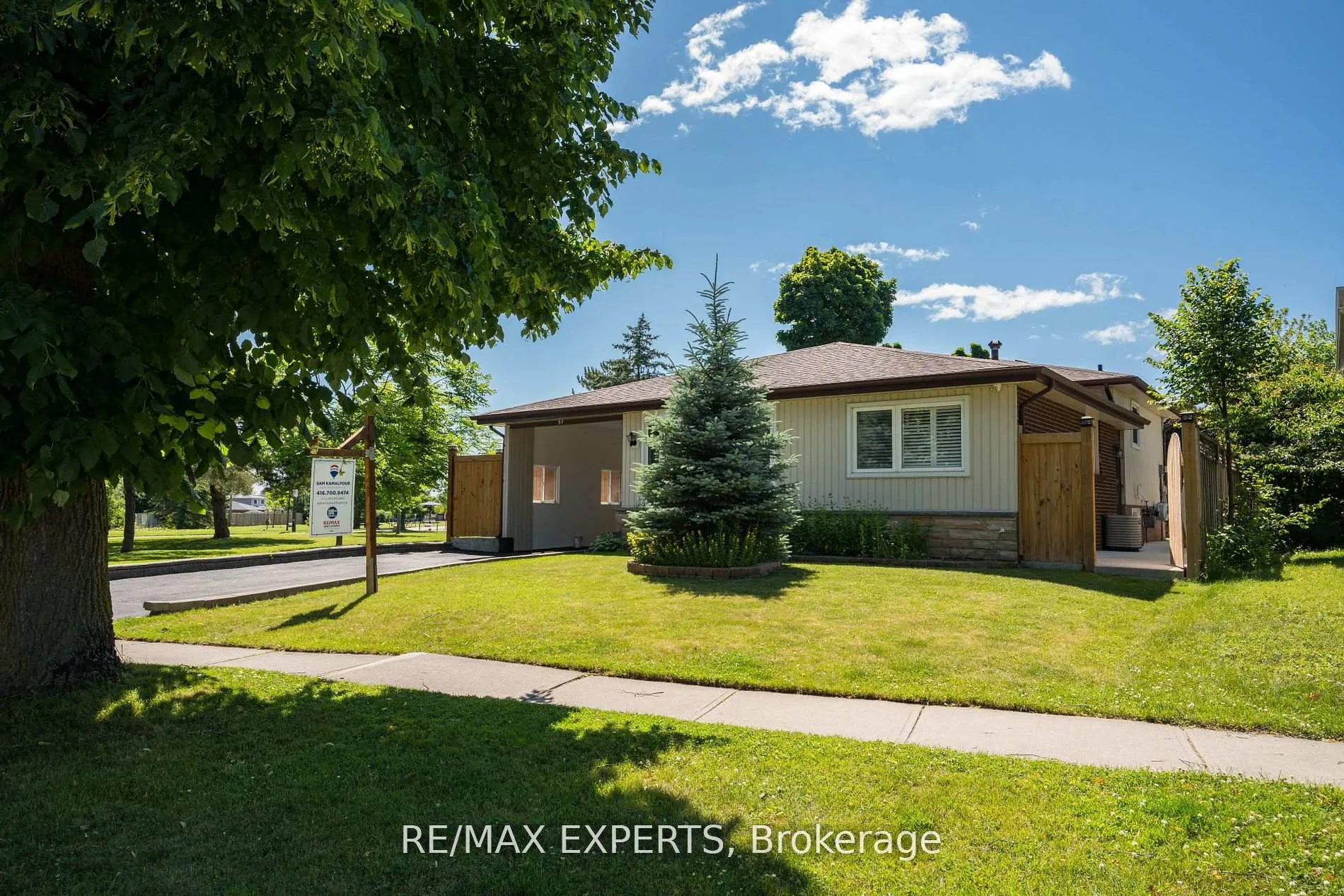 Photo 2 of 57 Bryant Road, Ajax, South East — HOMEH