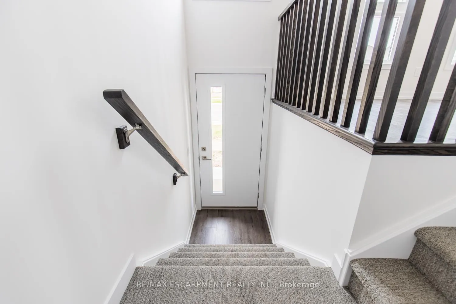 Photo 2 of Unit 7, 70 Kenesky Drive, Hamilton, Waterdown — HOMEH
