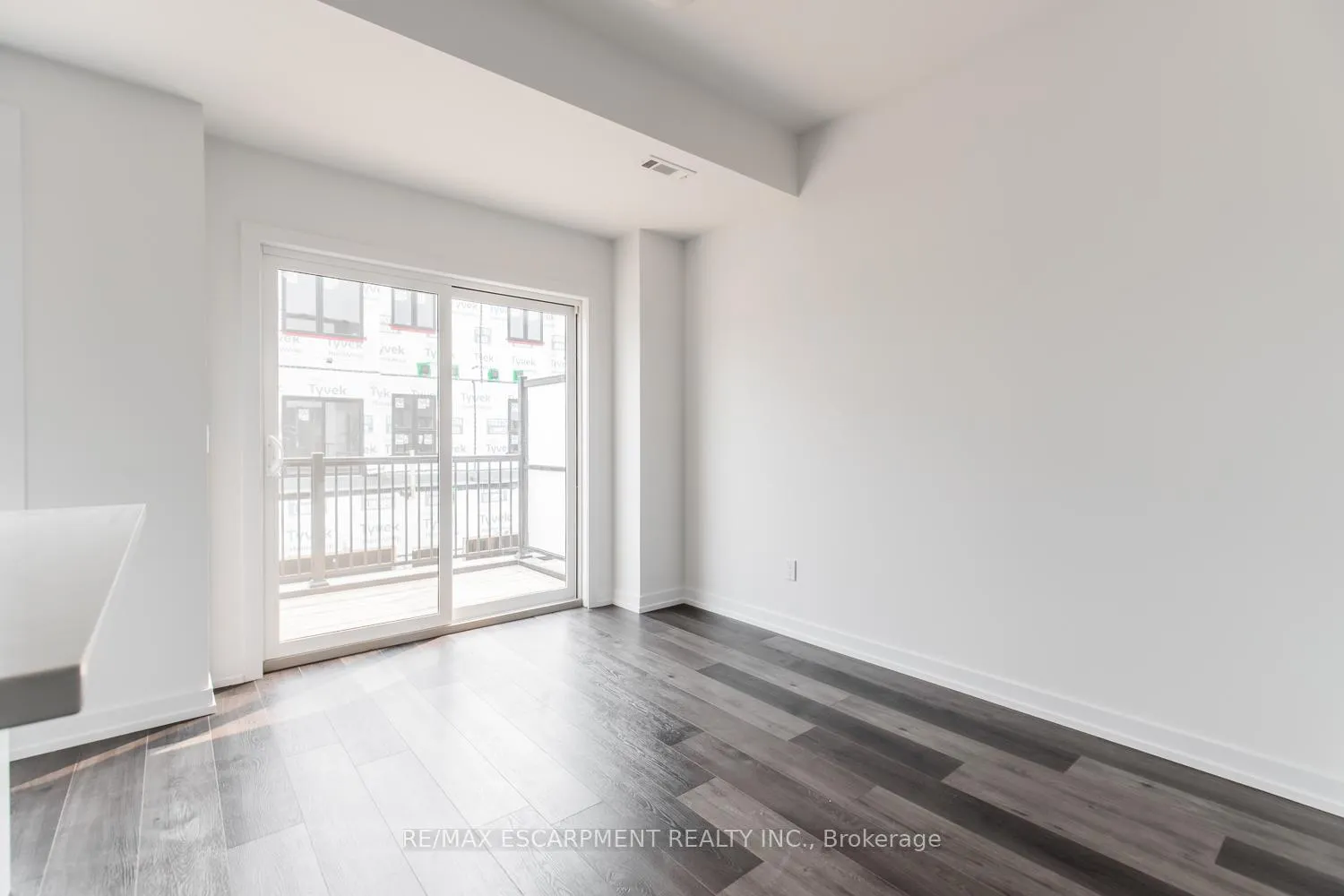 Photo 15 of Unit 7, 70 Kenesky Drive, Hamilton, Waterdown — HOMEH