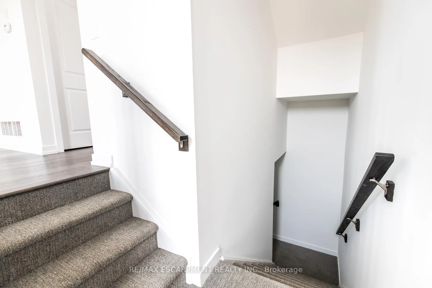 Photo 34 of Unit 7, 70 Kenesky Drive, Hamilton, Waterdown — HOMEH