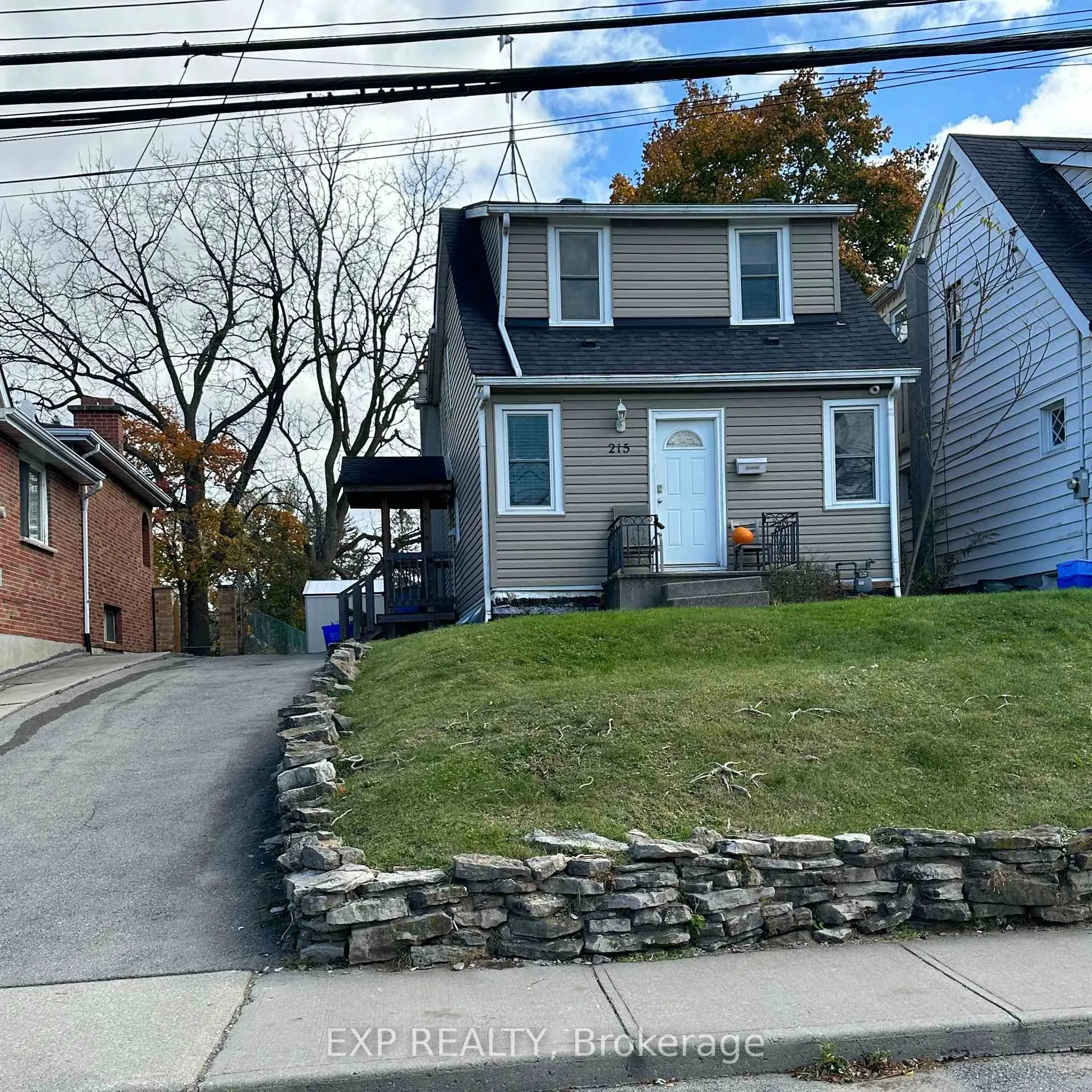 Front of 215 Emerson Street