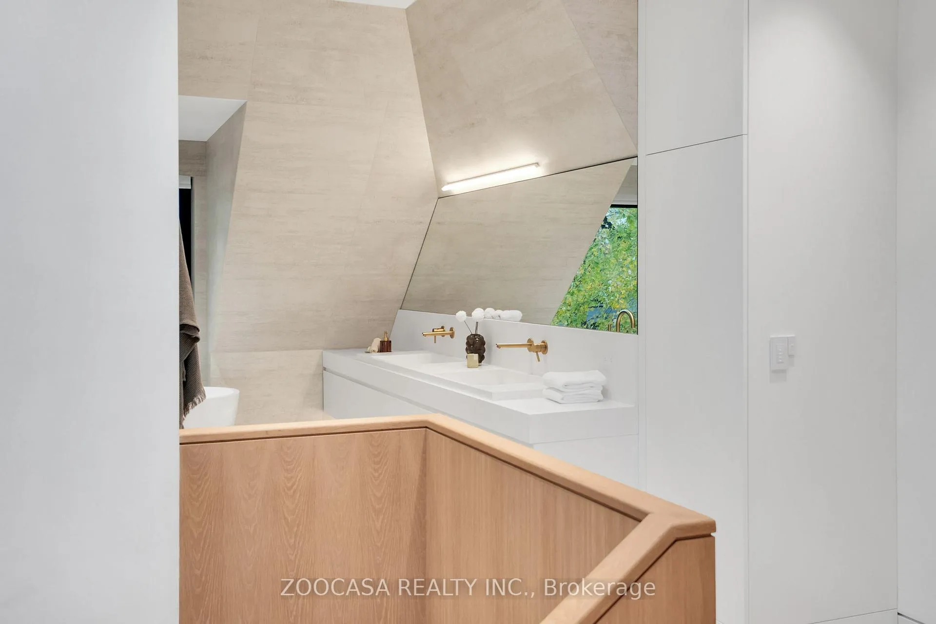Photo 16 of 47 Roxborough Street W, Toronto, The Annex — HOMEH