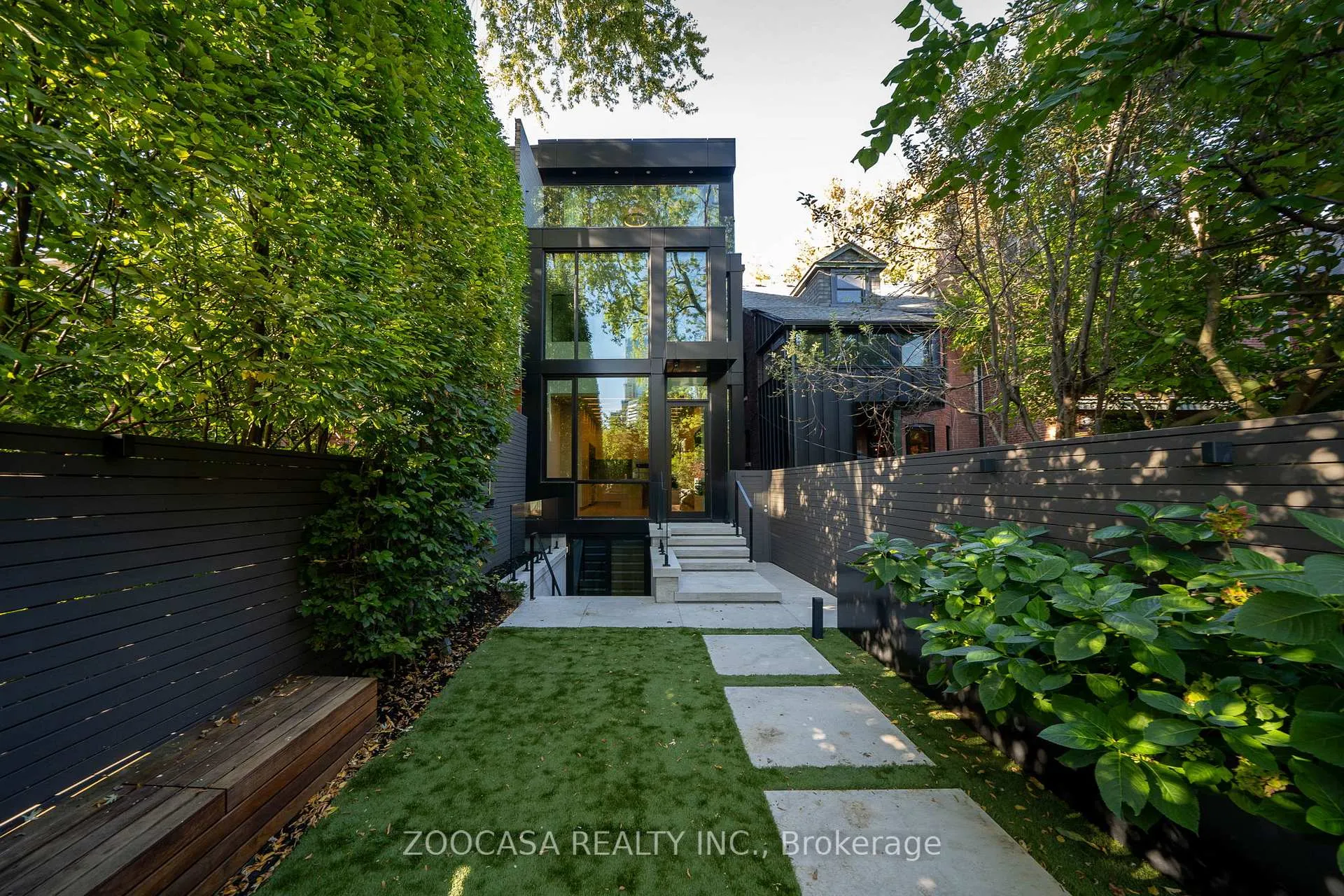 Photo 30 of 47 Roxborough Street W, Toronto, The Annex — HOMEH