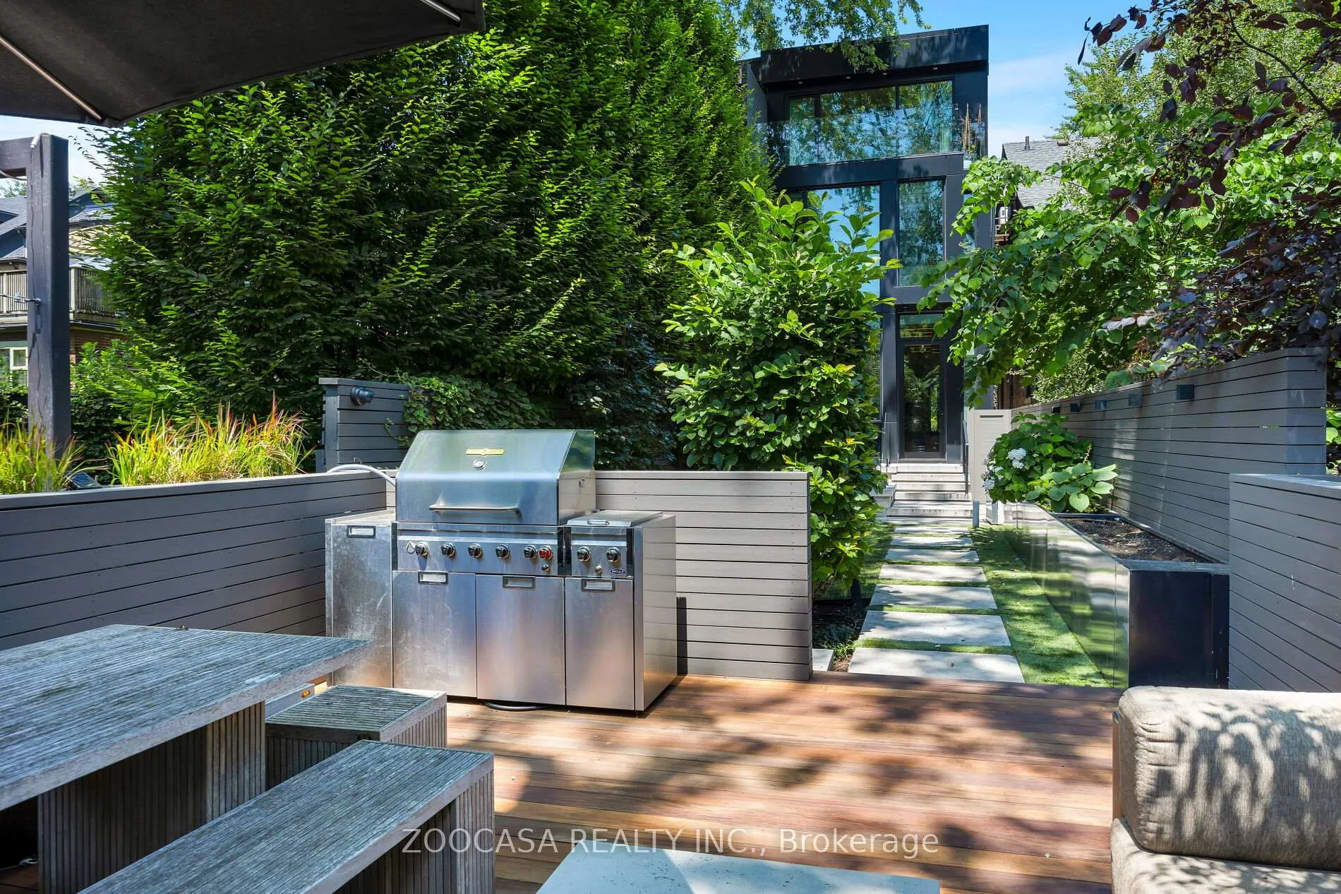 Photo 31 of 47 Roxborough Street W, Toronto, The Annex — HOMEH
