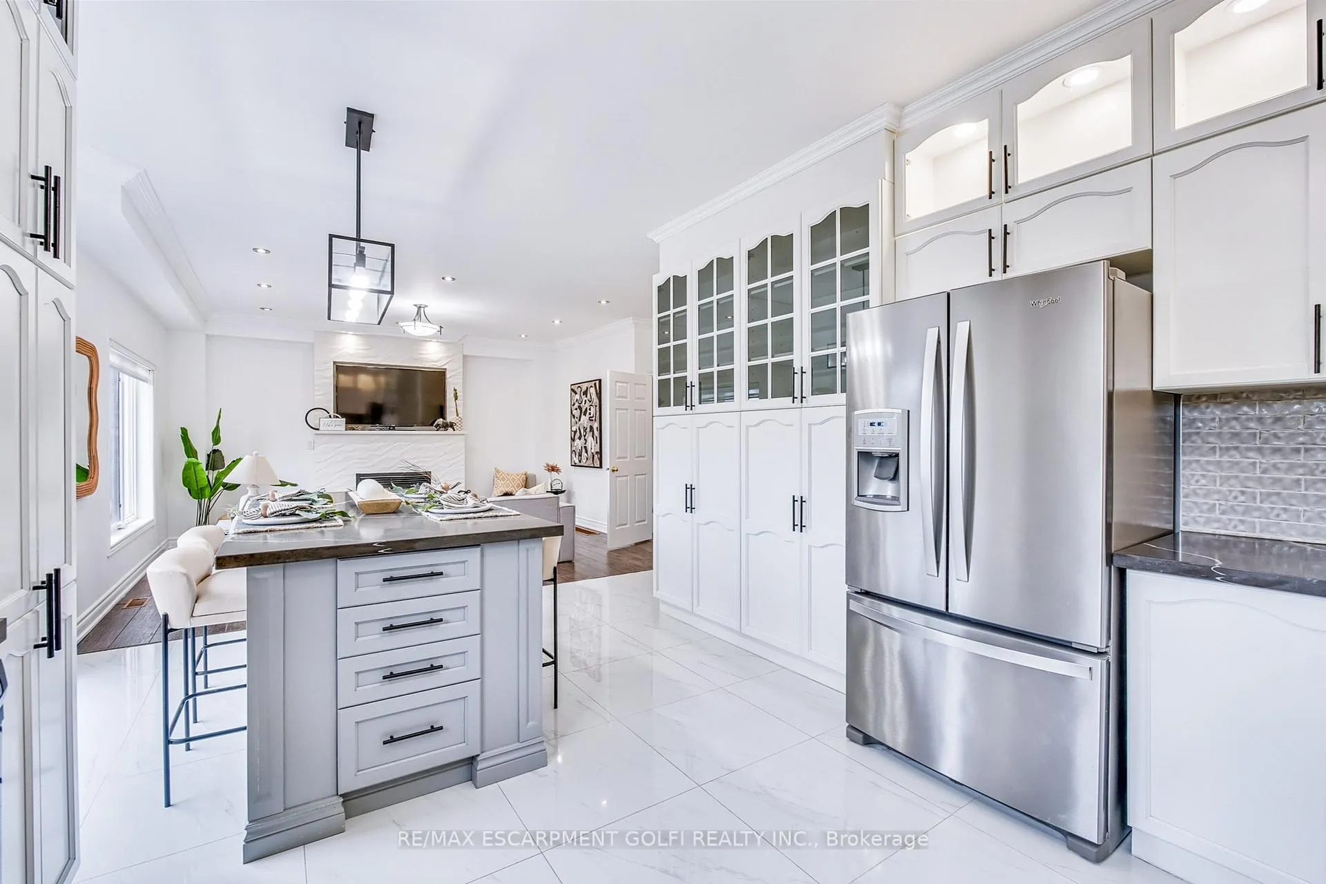 Photo 14 of 111 Galileo Drive, Hamilton, Stoney Creek — HOMEH