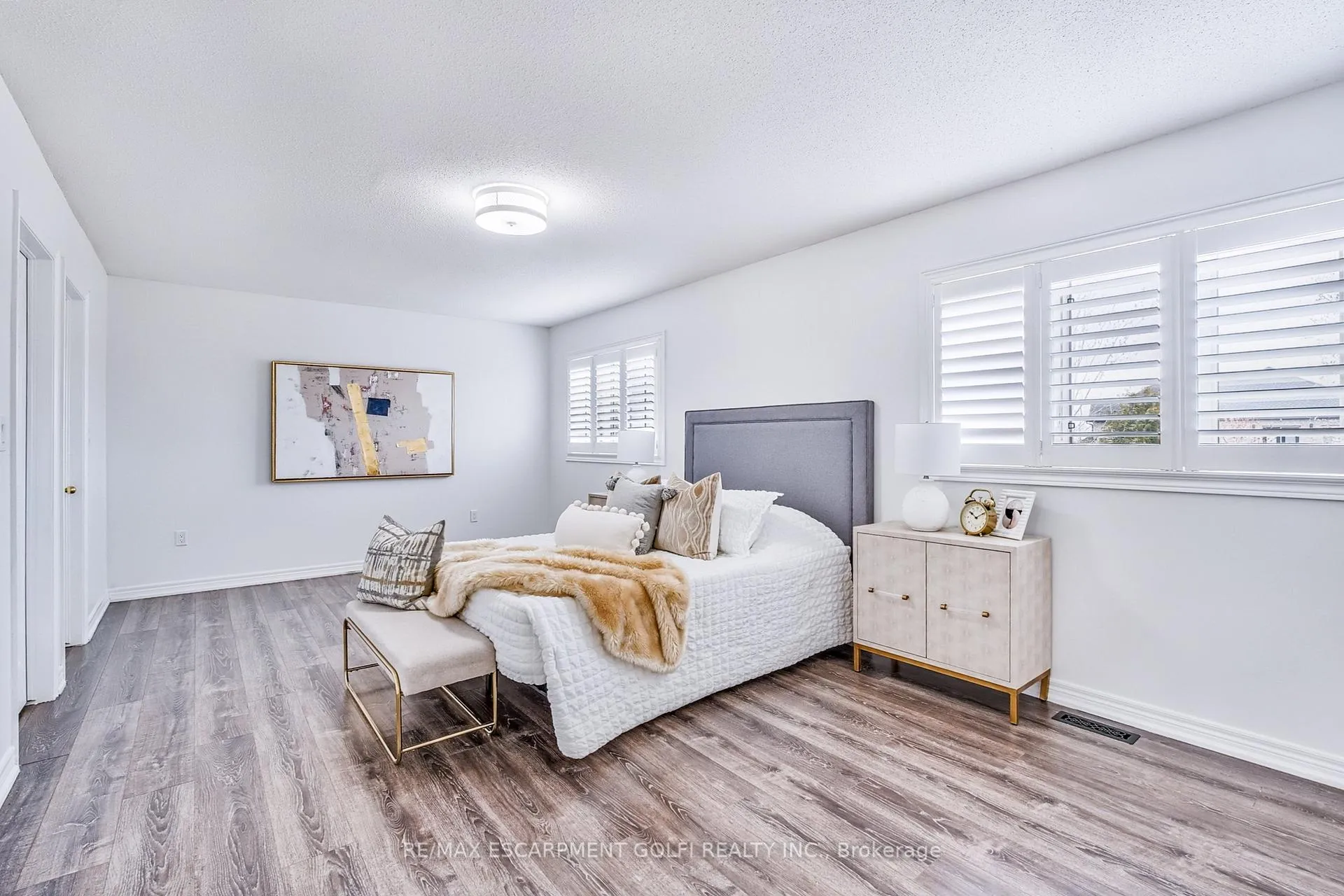 Photo 24 of 111 Galileo Drive, Hamilton, Stoney Creek — HOMEH