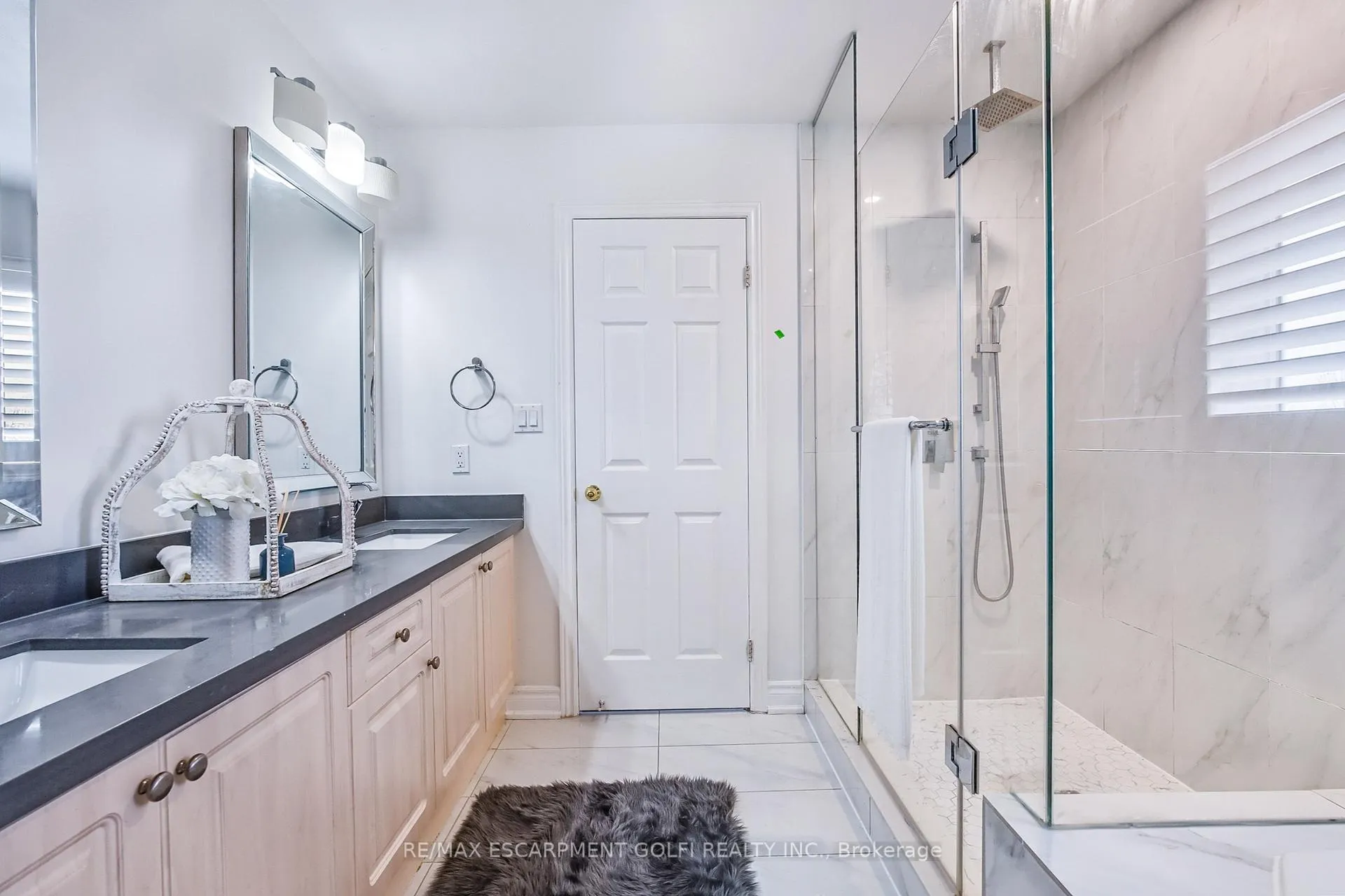 Photo 27 of 111 Galileo Drive, Hamilton, Stoney Creek — HOMEH