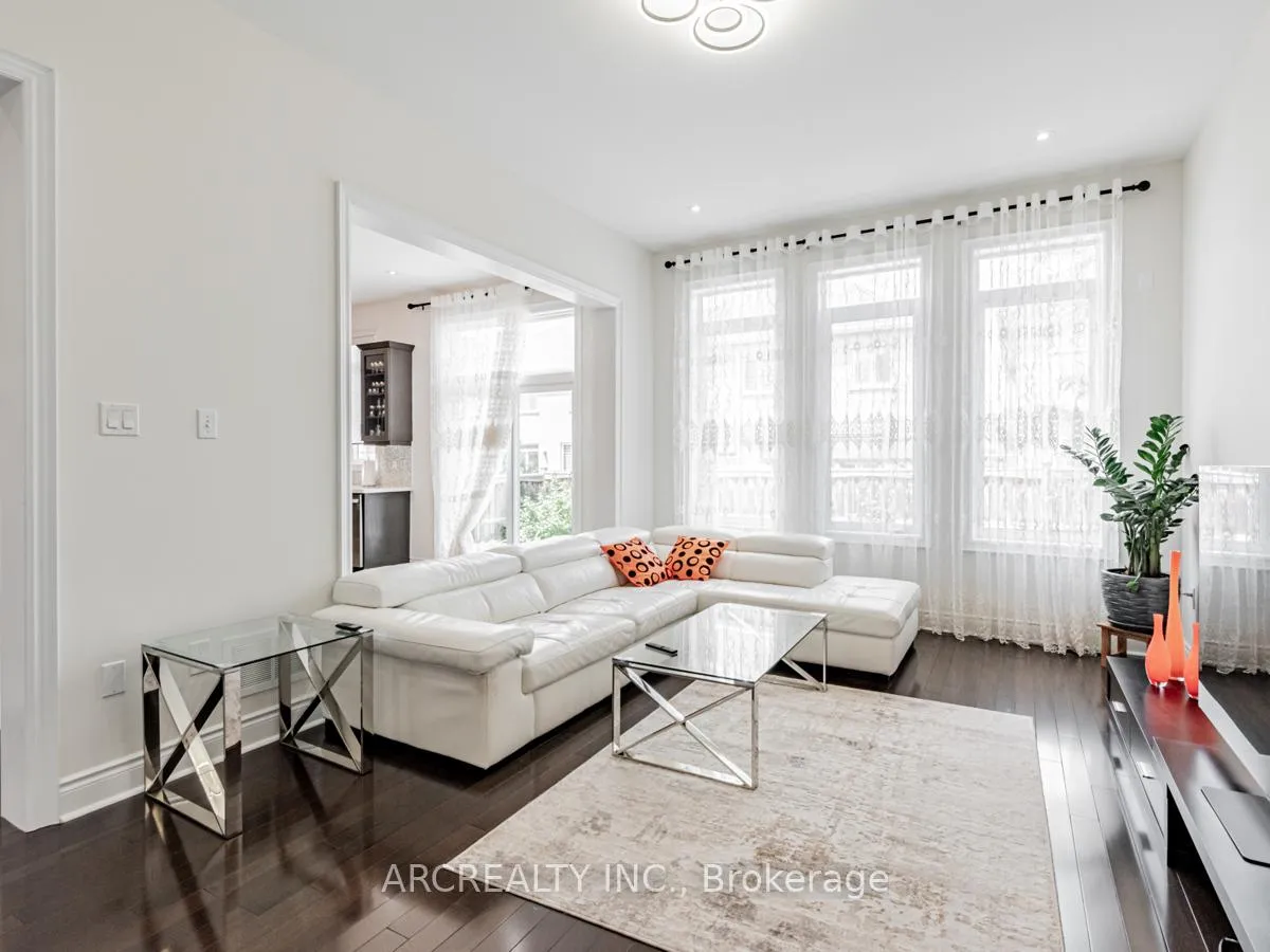 Photo 10 of 150 Chatfield Drive, Vaughan, Vellore Village — HOMEH