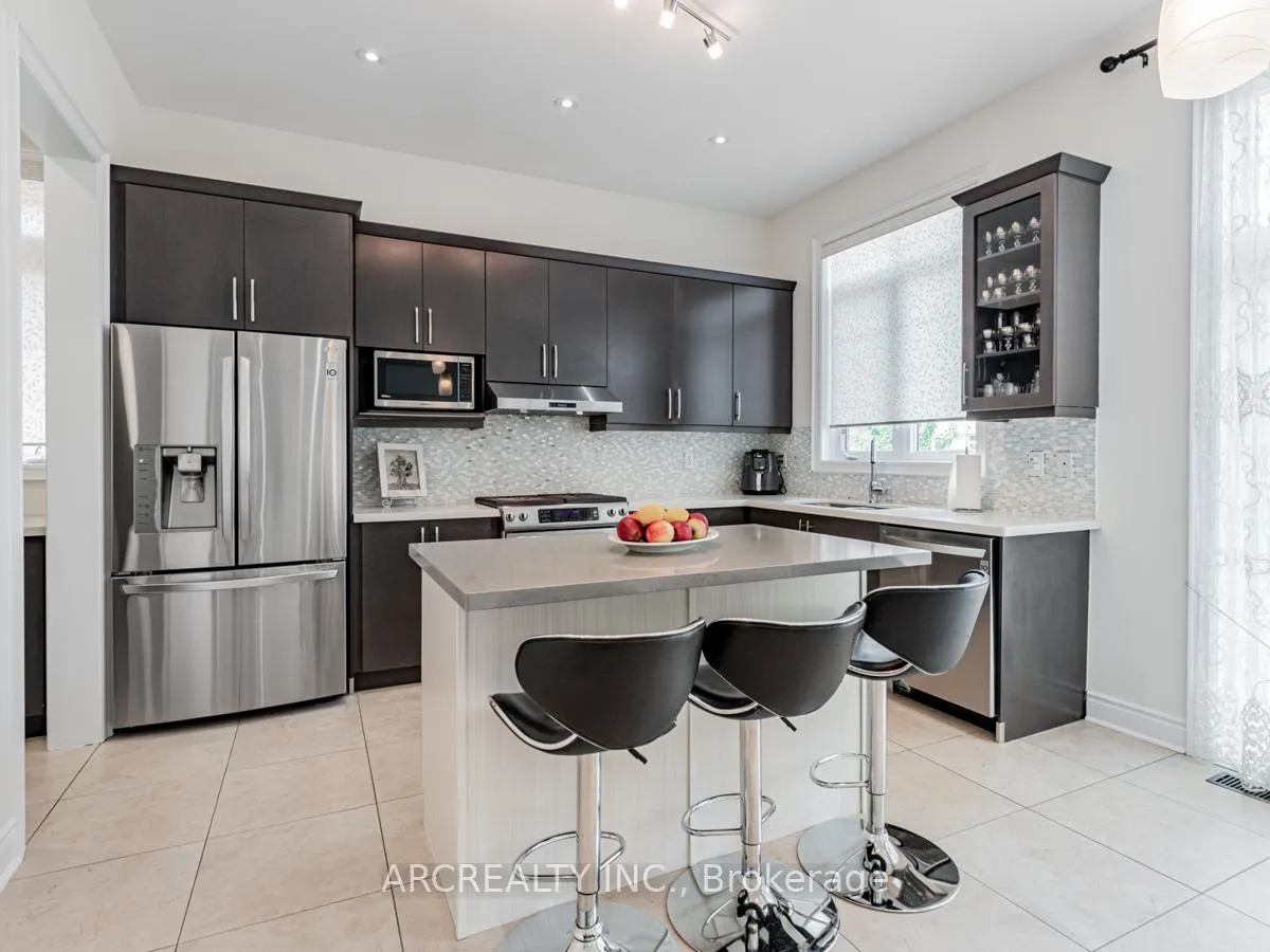 Photo 14 of 150 Chatfield Drive, Vaughan, Vellore Village — HOMEH