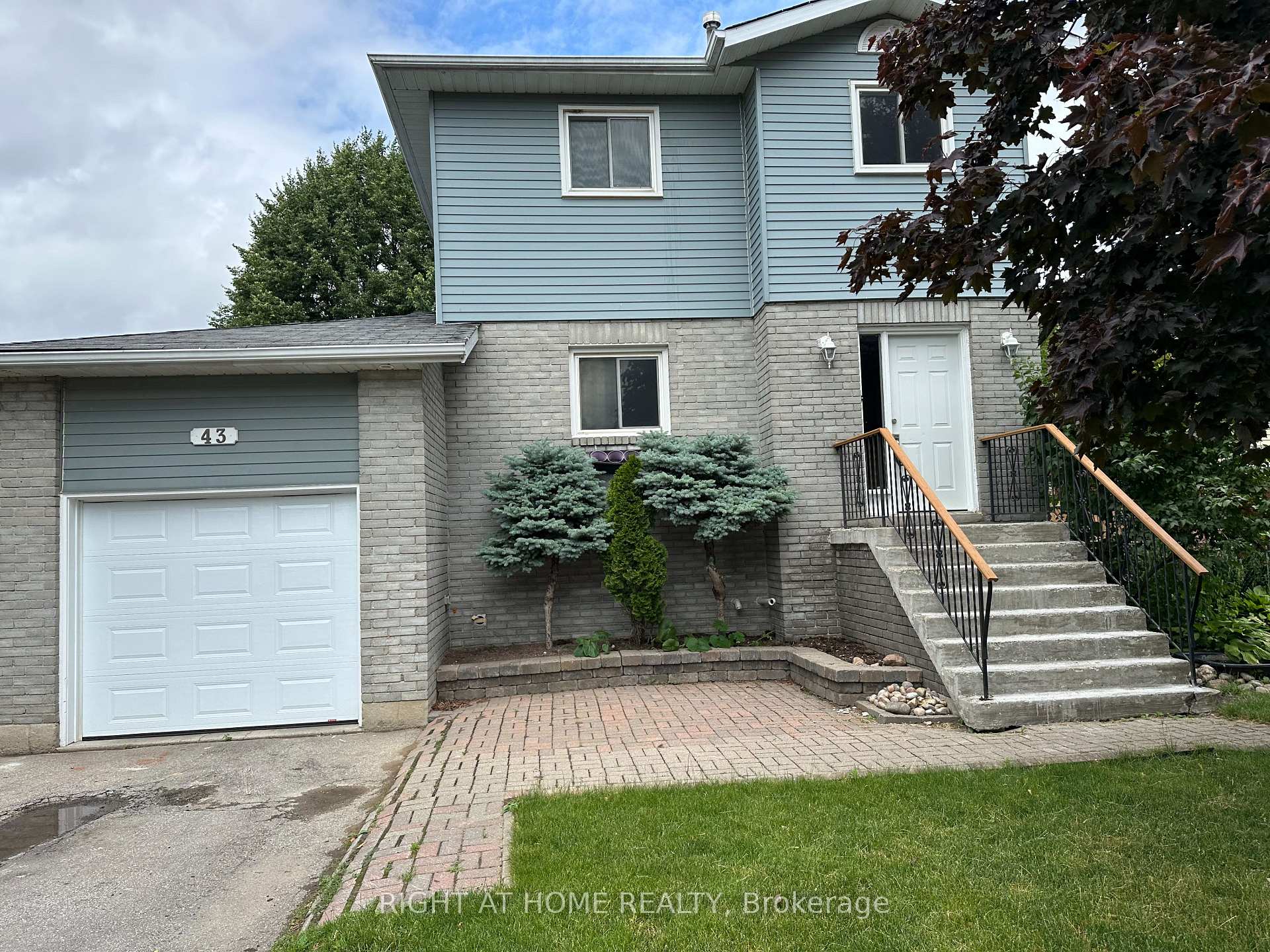 Front of 43 Campion Court