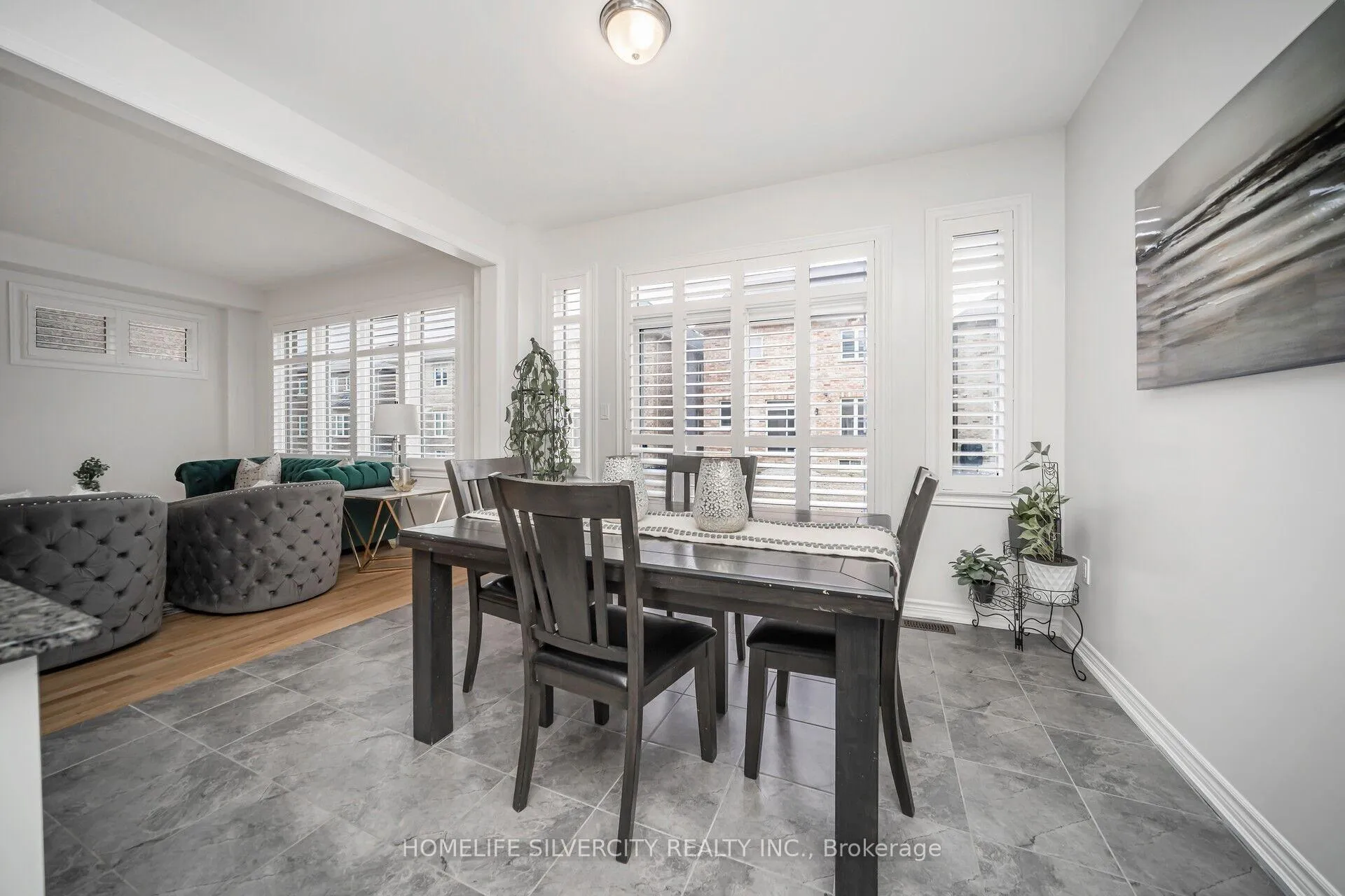 Photo 17 of 65 Royal Fern Crescent, Caledon, Rural Caledon — HOMEH