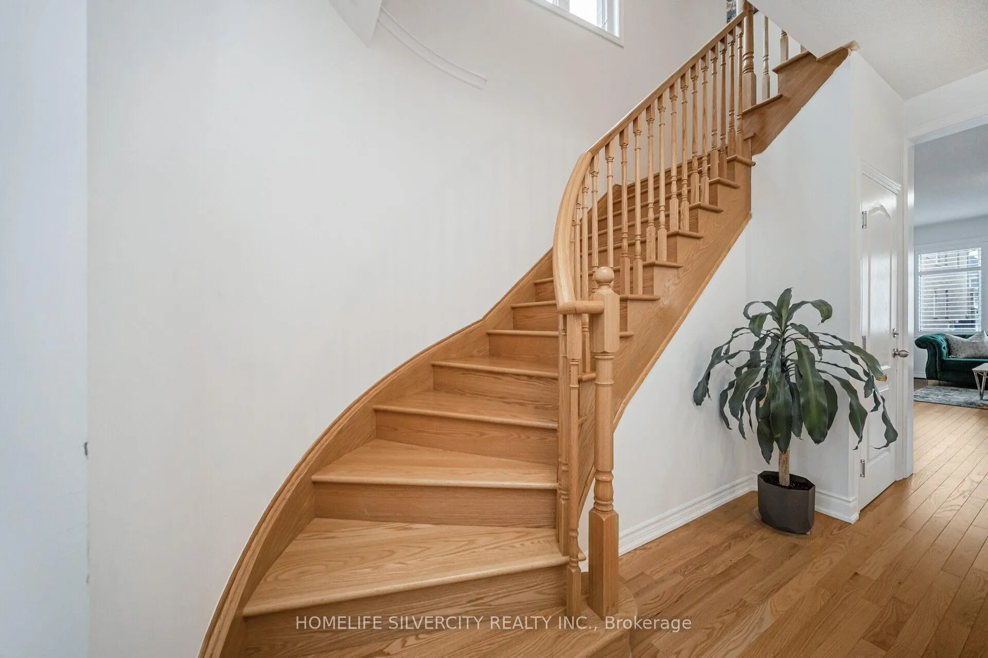 Photo 19 of 65 Royal Fern Crescent, Caledon, Rural Caledon — HOMEH