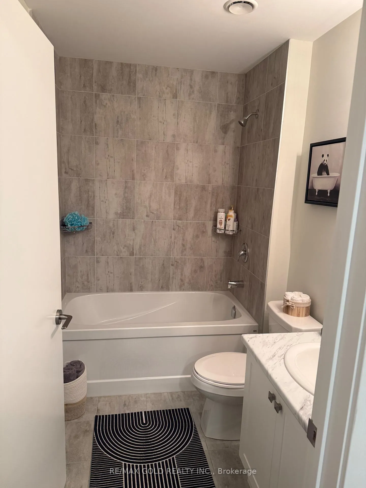 Photo 14 of Unit 506, 600 North Service Road, Hamilton, Lakeshore — HOMEH