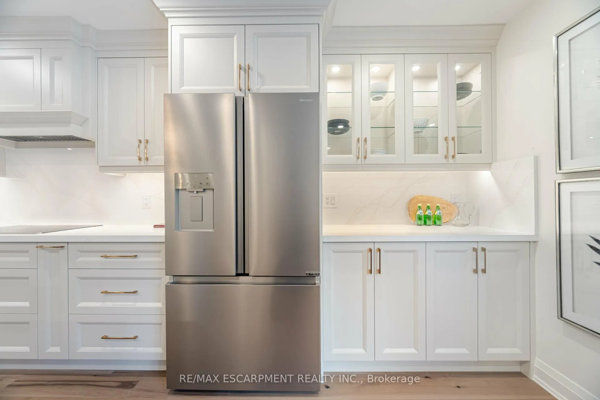 Photo 10 of 3150 Bentworth Drive, Burlington, Palmer — HOMEH