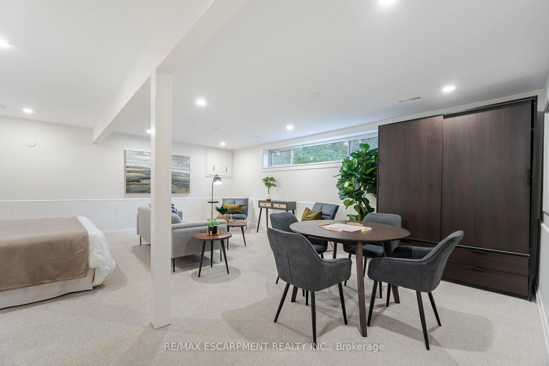 Photo 27 of 3150 Bentworth Drive, Burlington, Palmer — HOMEH