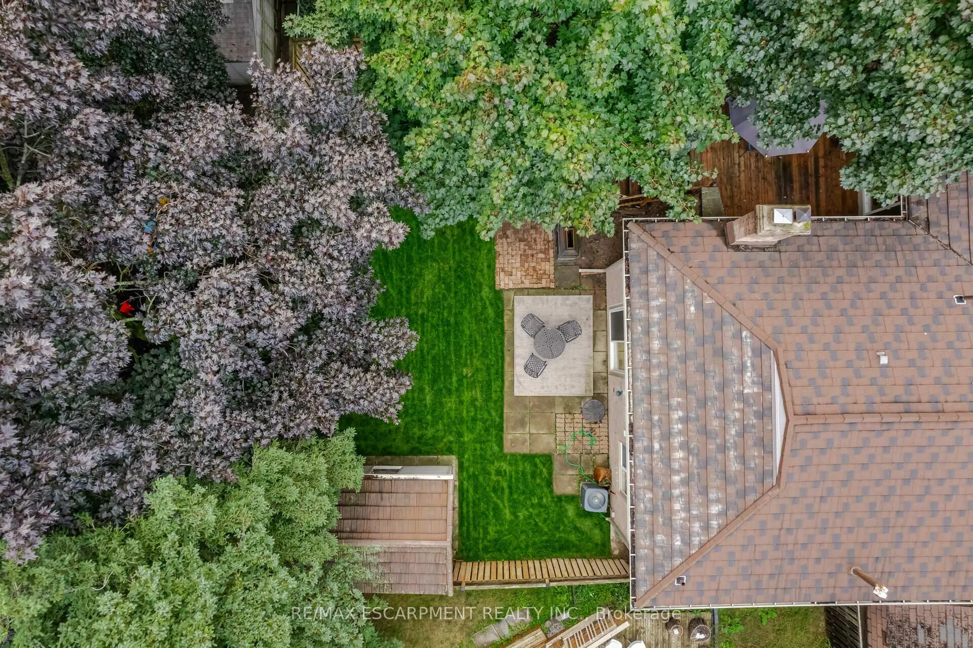 Photo 40 of 3150 Bentworth Drive, Burlington, Palmer — HOMEH