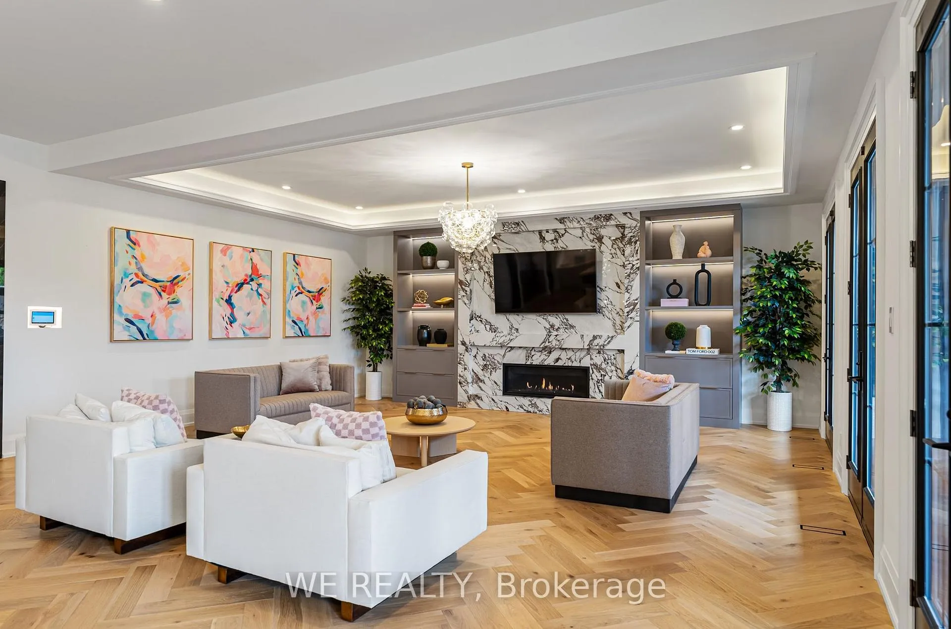 Photo 6 of 711 Hillview Crescent, Pickering, West Shore — HOMEH
