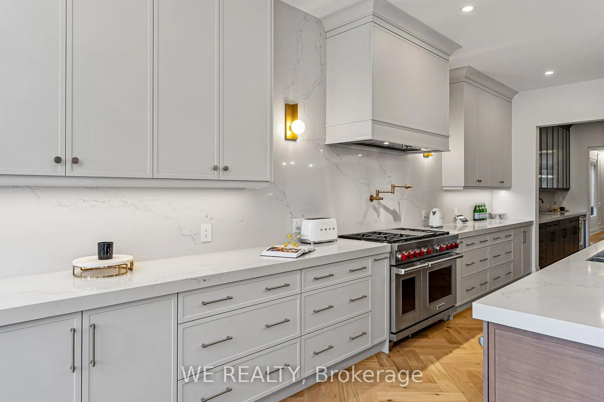 Photo 11 of 711 Hillview Crescent, Pickering, West Shore — HOMEH