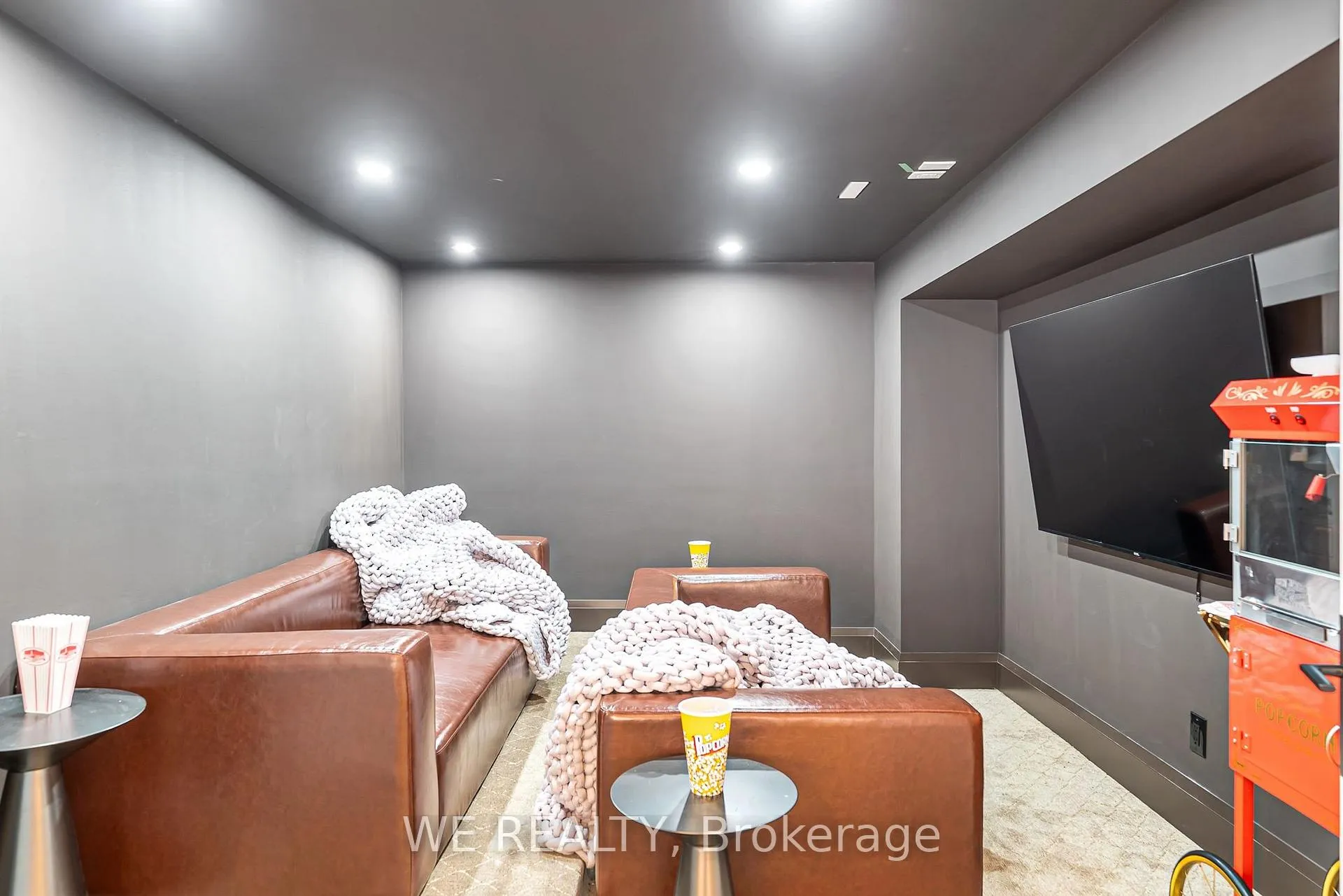 Photo 27 of 711 Hillview Crescent, Pickering, West Shore — HOMEH