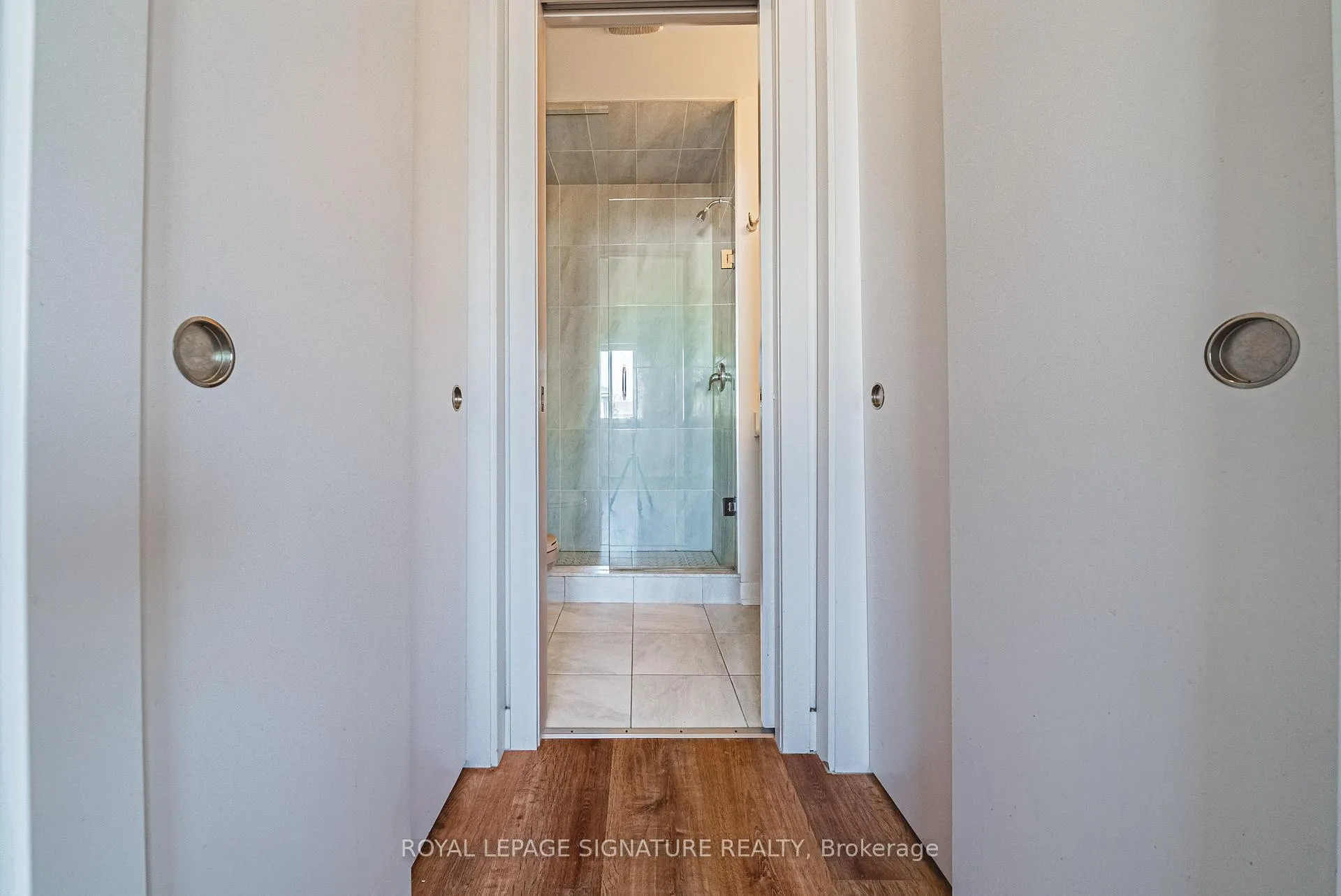 Photo 15 of 54 Mulhollard Lane, Hamilton, Ancaster — HOMEH