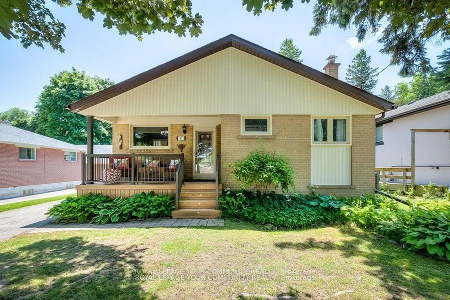 Front of 87 Richardson Drive