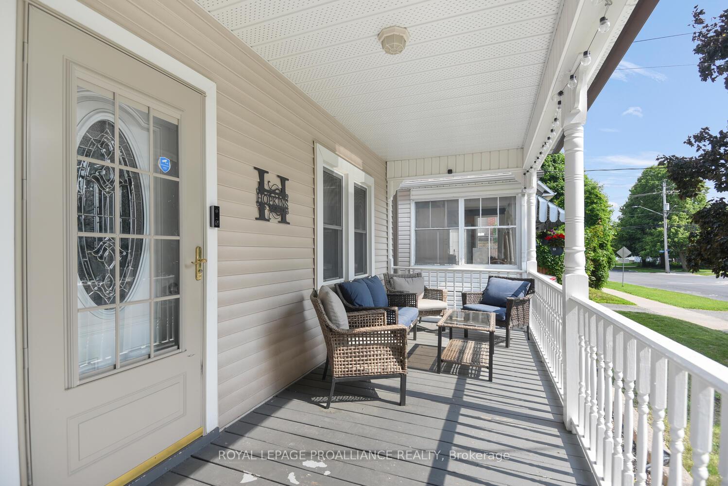 Photo 3 of 507 Adolphus Street, Cornwall — HOMEH