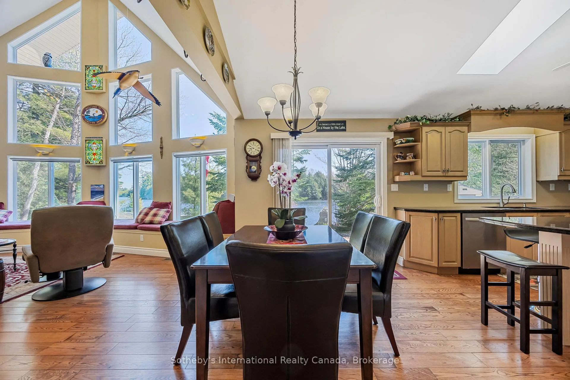 Photo 10 of 9 Pauls Bay Road, McDougall — HOMEH