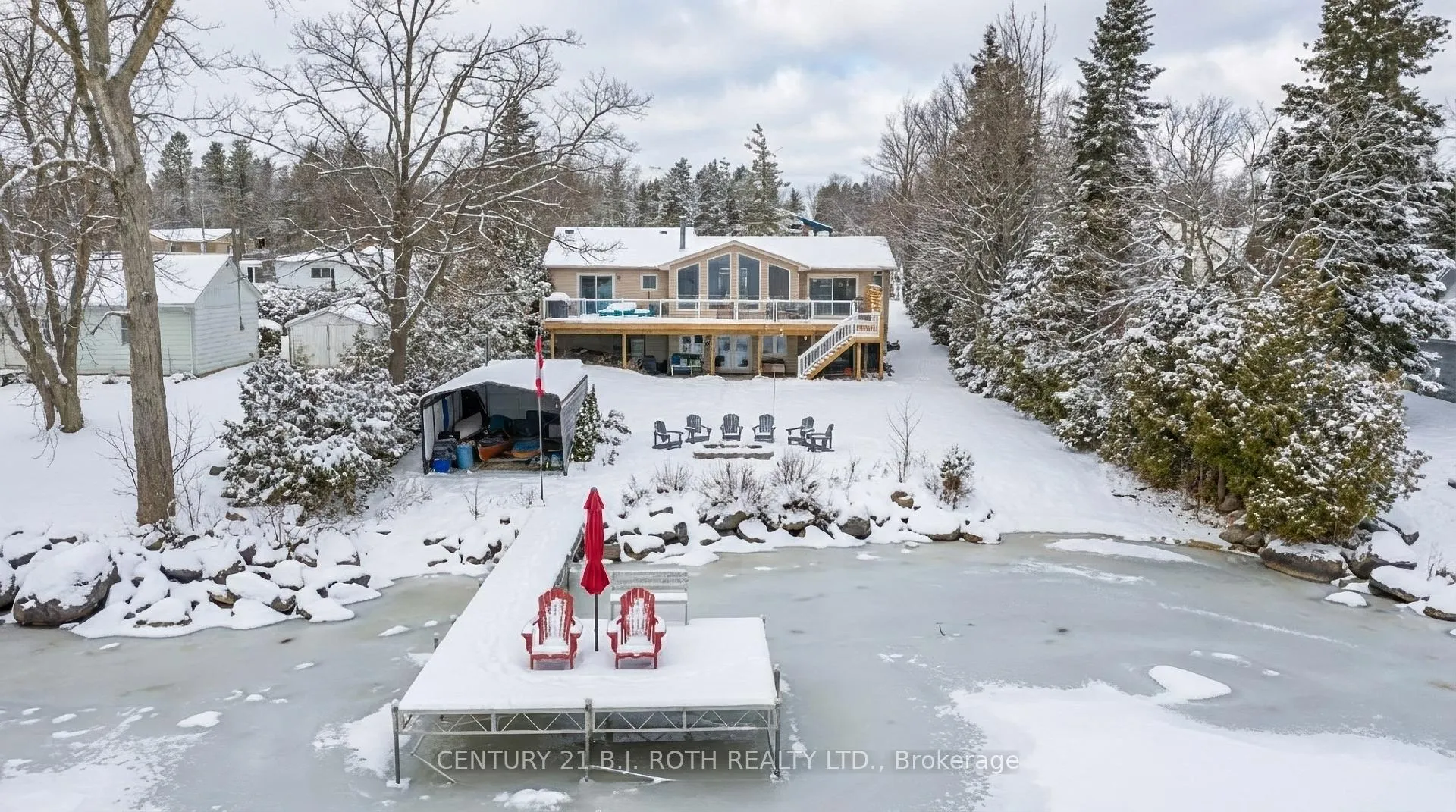Front of 95 lakeshore Road E
