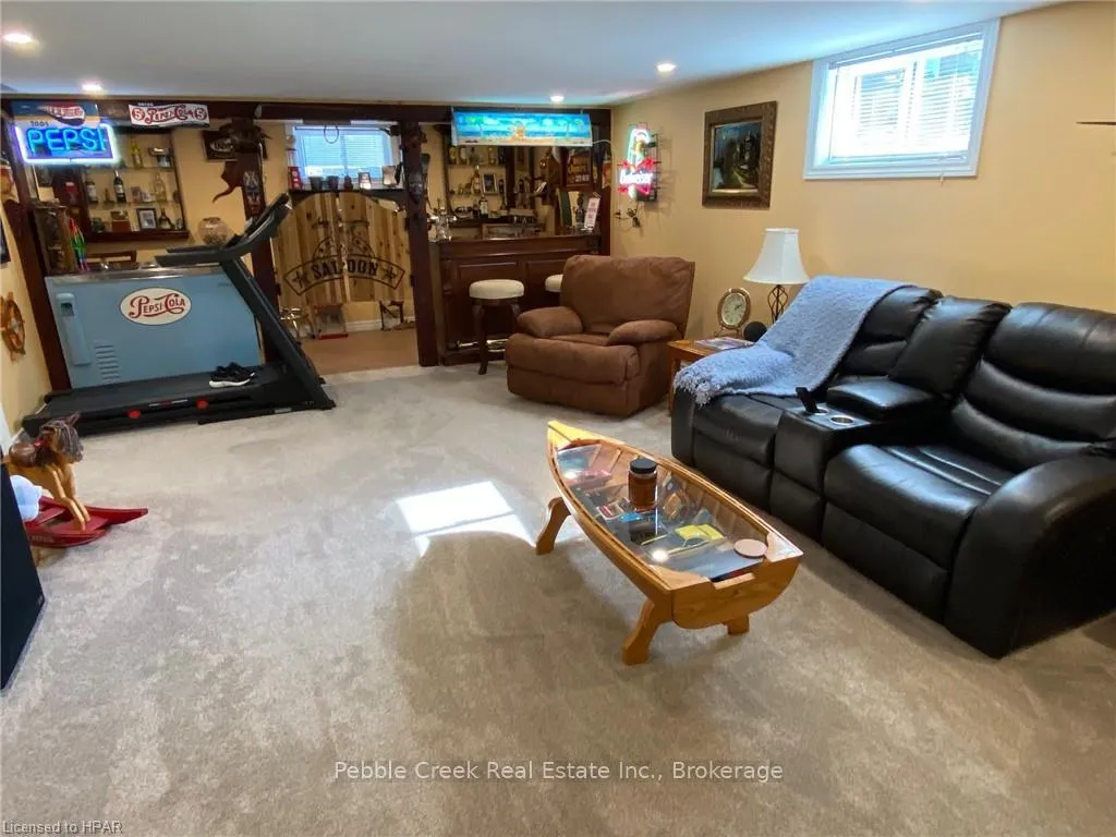 Photo 29 of 205 Bennett Street W, Goderich, Goderich (Town) — HOMEH