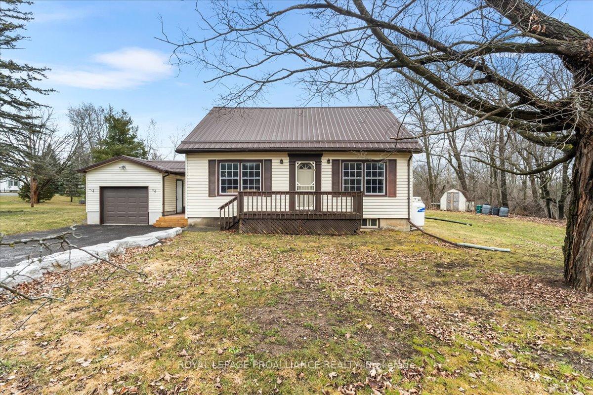 Photo 2 of 402 Beatty Road, Belleville, Thurlow Ward — HOMEH