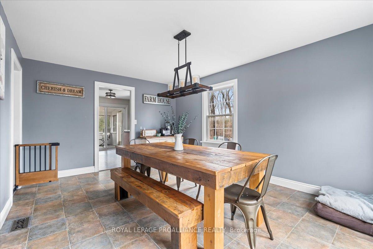 Photo 14 of 402 Beatty Road, Belleville, Thurlow Ward — HOMEH