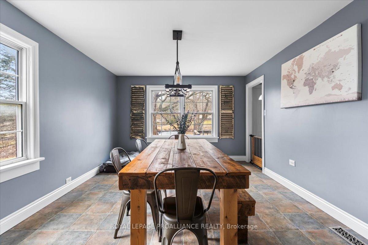 Photo 15 of 402 Beatty Road, Belleville, Thurlow Ward — HOMEH