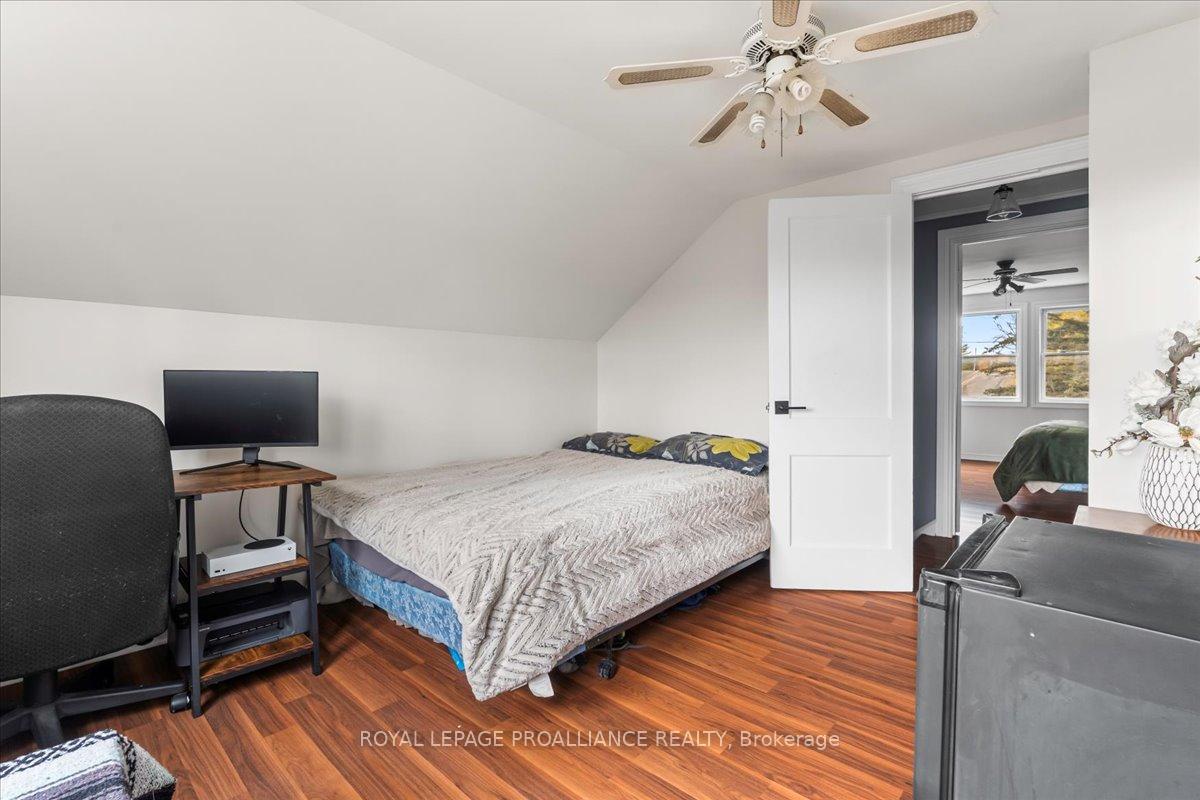 Photo 25 of 402 Beatty Road, Belleville, Thurlow Ward — HOMEH