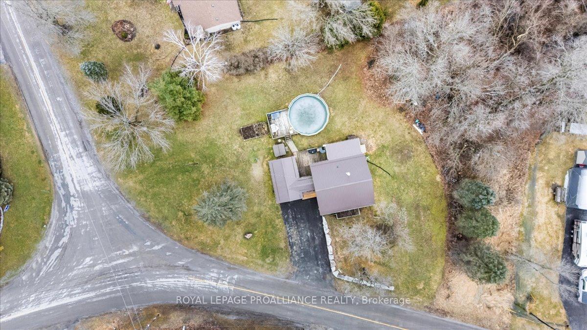 Photo 32 of 402 Beatty Road, Belleville, Thurlow Ward — HOMEH