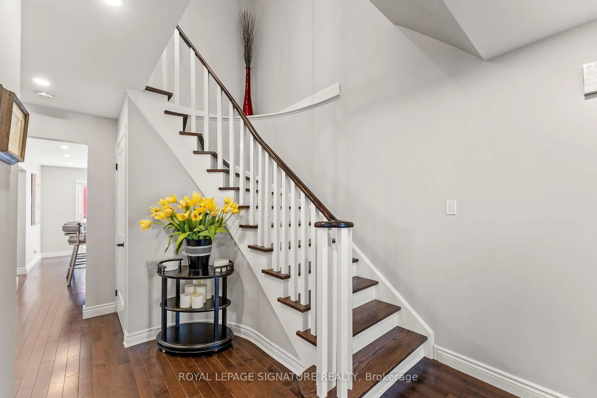 Photo 9 of 46 Marchwood Crescent, Richmond Hill, Harding — HOMEH