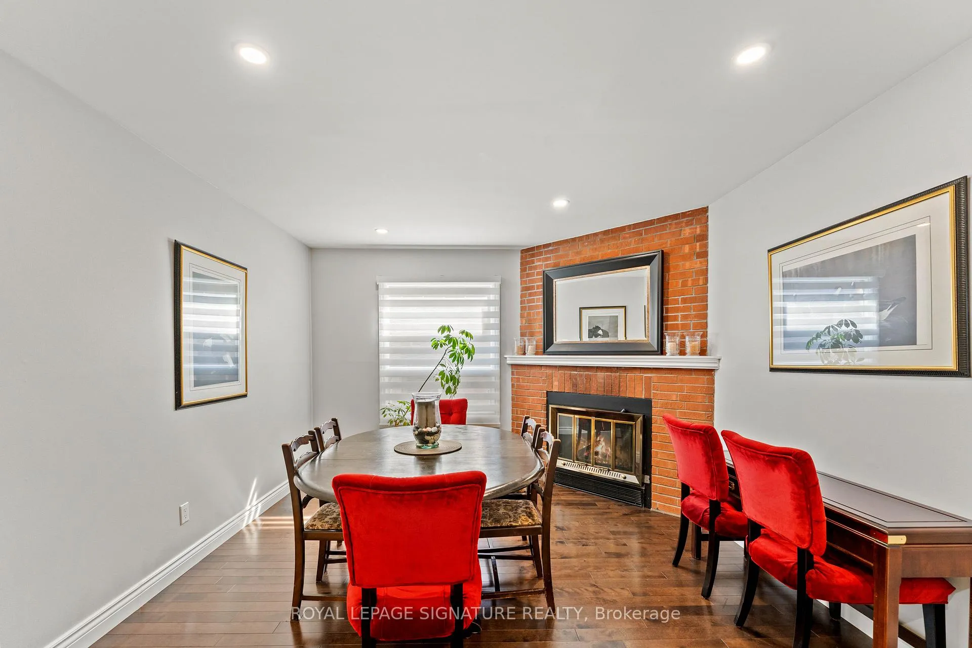 Photo 10 of 46 Marchwood Crescent, Richmond Hill, Harding — HOMEH