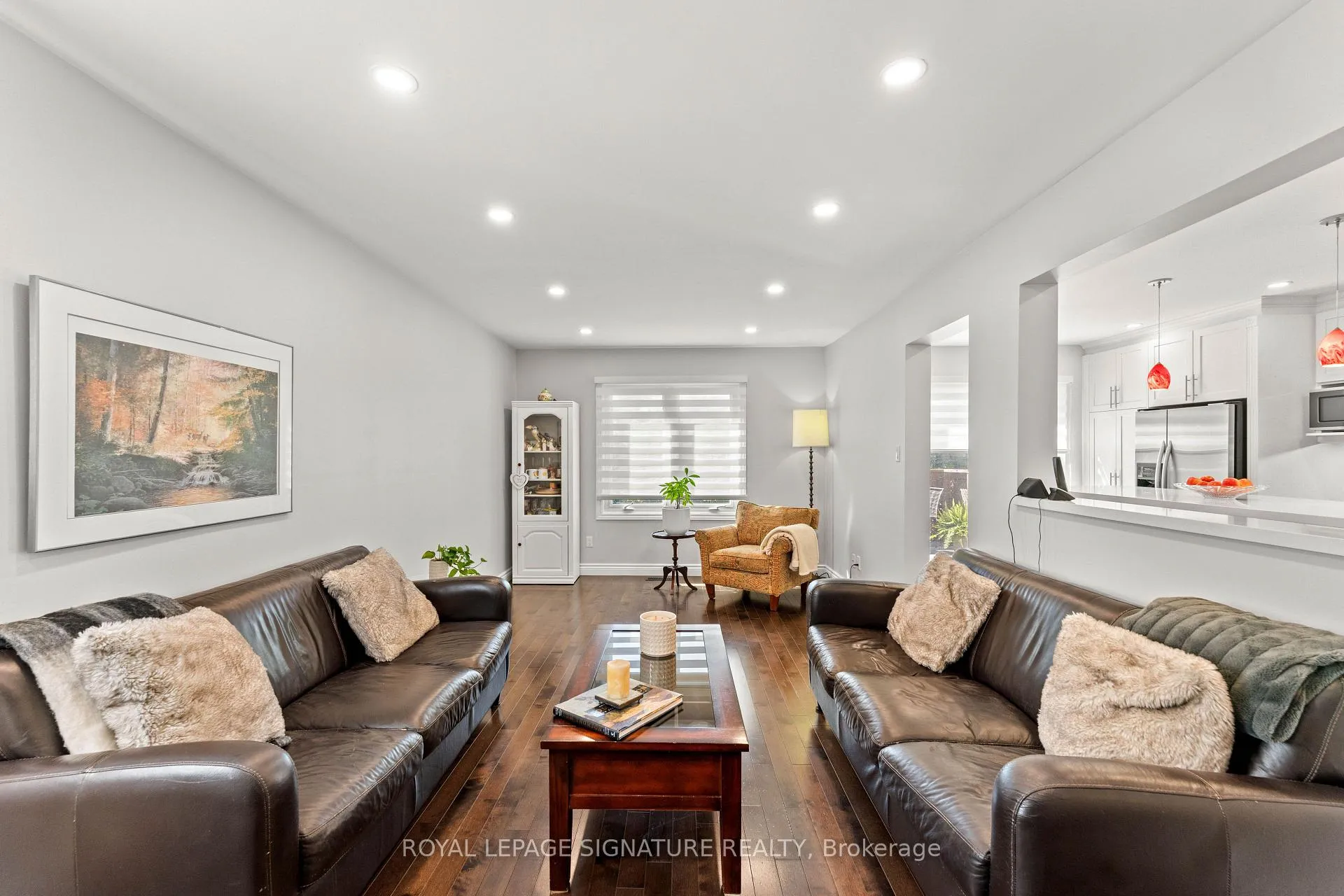 Photo 18 of 46 Marchwood Crescent, Richmond Hill, Harding — HOMEH
