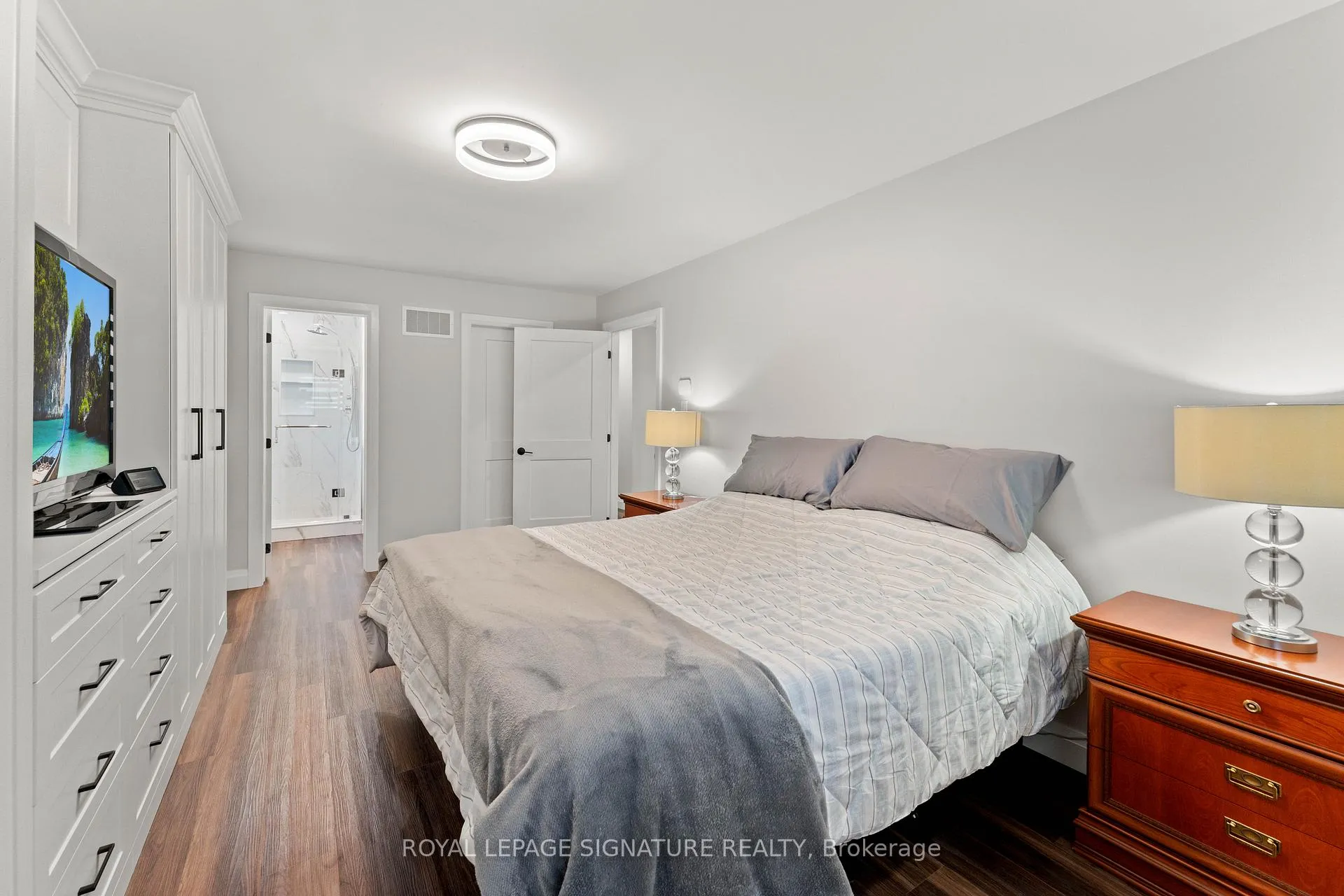 Photo 27 of 46 Marchwood Crescent, Richmond Hill, Harding — HOMEH