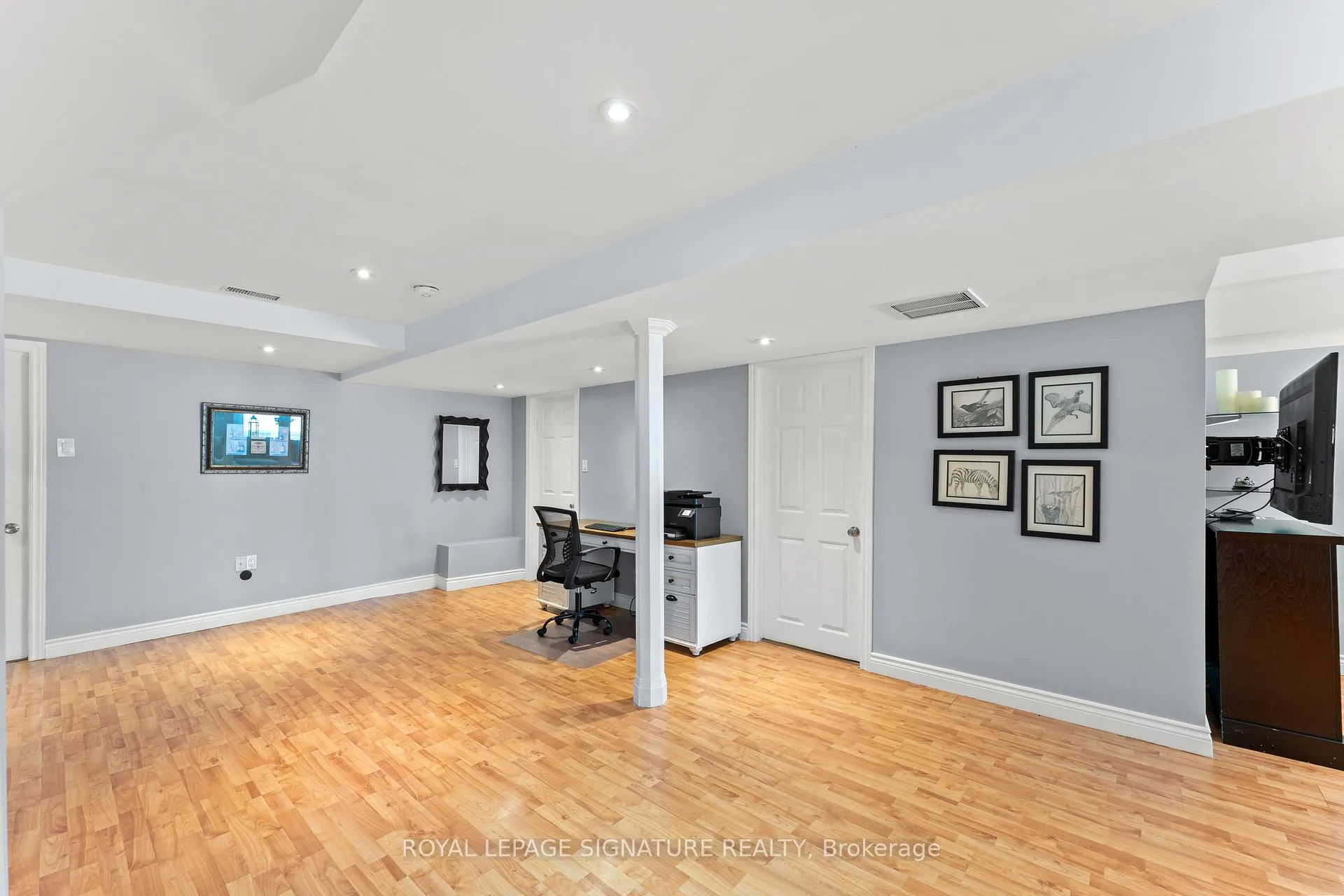 Photo 35 of 46 Marchwood Crescent, Richmond Hill, Harding — HOMEH