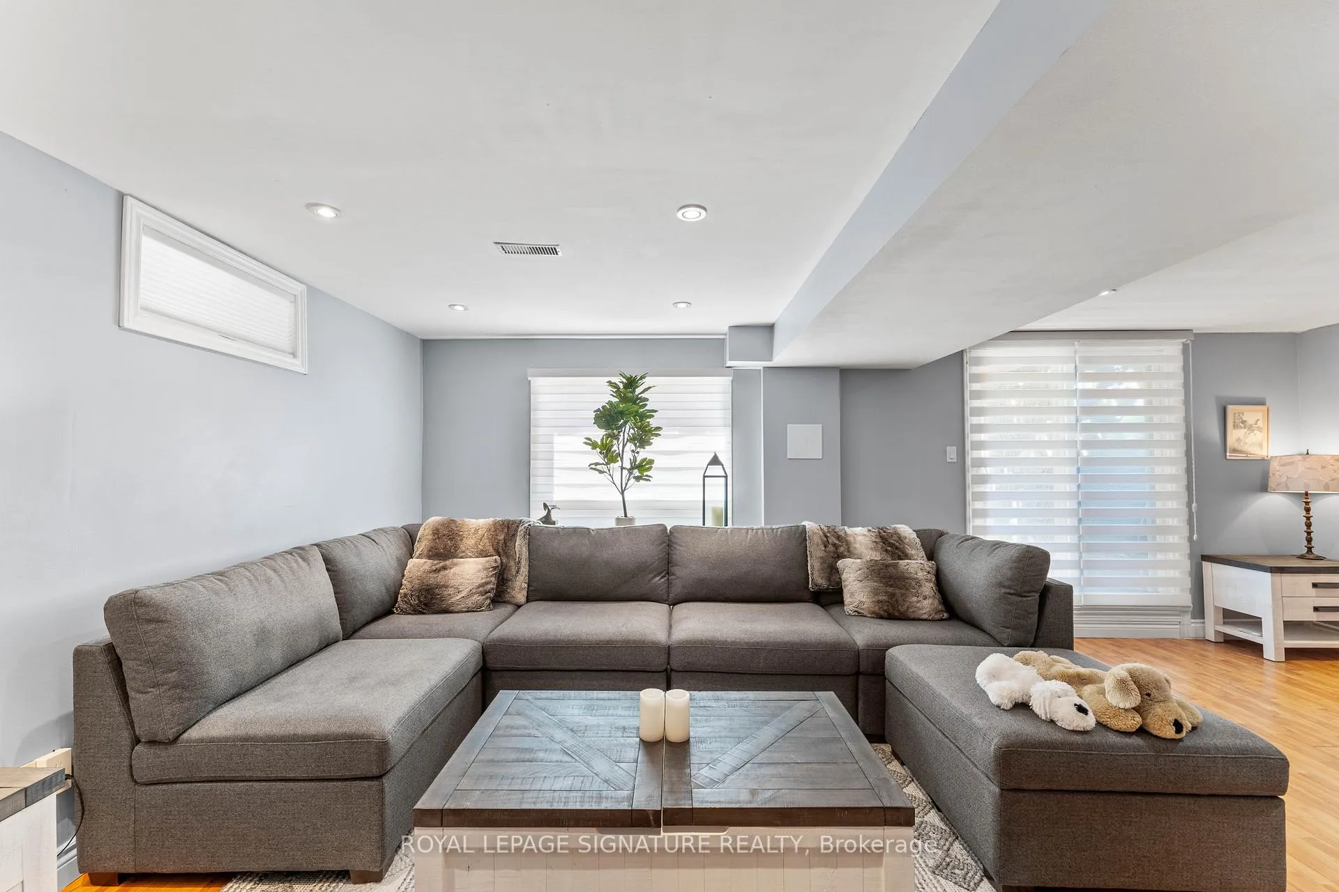Photo 40 of 46 Marchwood Crescent, Richmond Hill, Harding — HOMEH