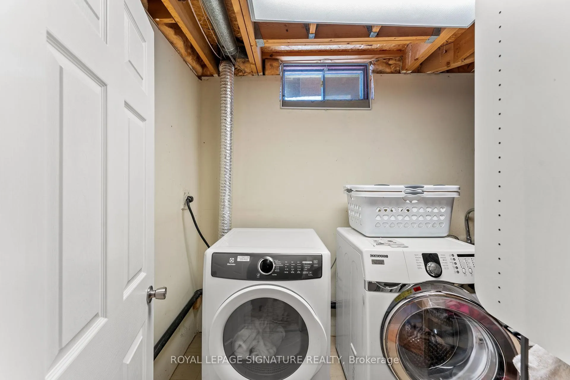 Photo 42 of 46 Marchwood Crescent, Richmond Hill, Harding — HOMEH