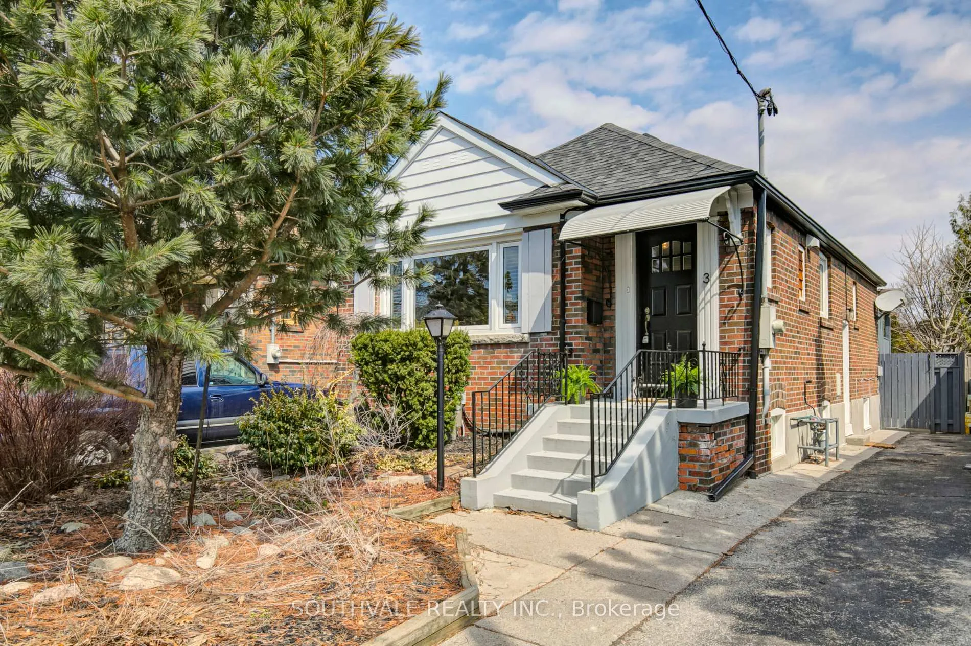 Front of 3 Barfield Avenue